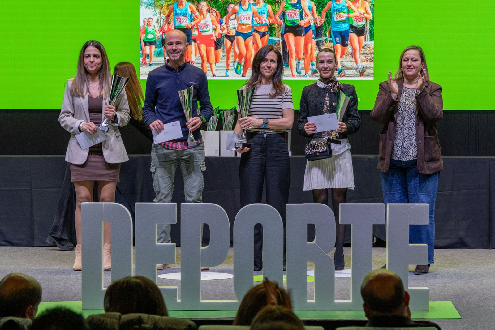 La entrega de premios del XXVIII Circuito Provincial de Campo a Través, en imágenes