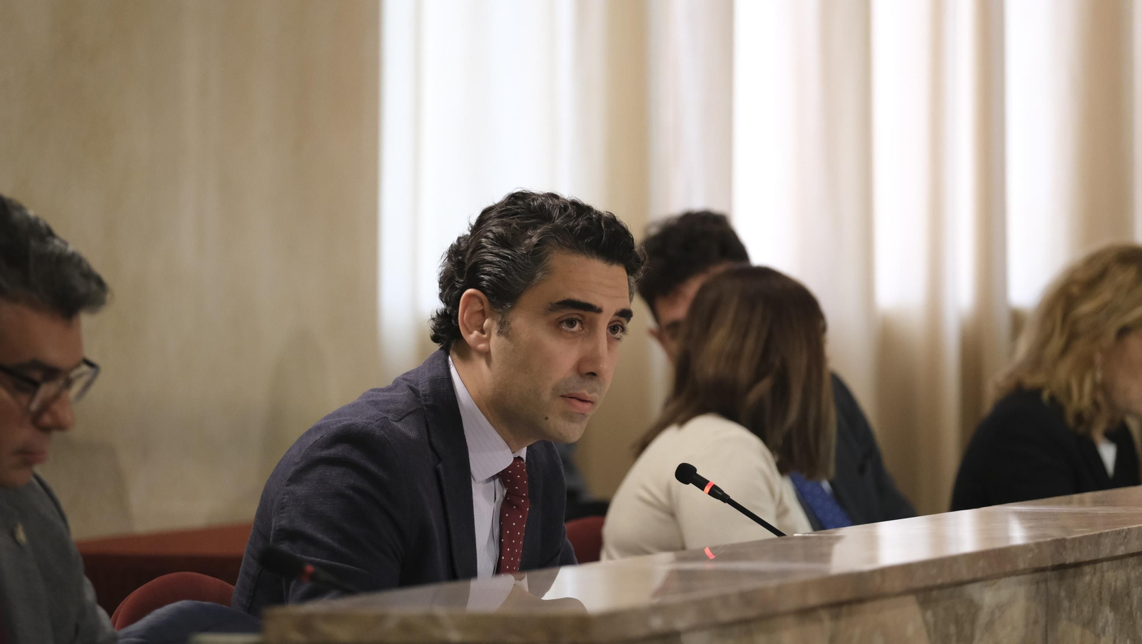 Imágenes del Pleno del Ayuntamiento de Almería sobre el estado de la Ciudad