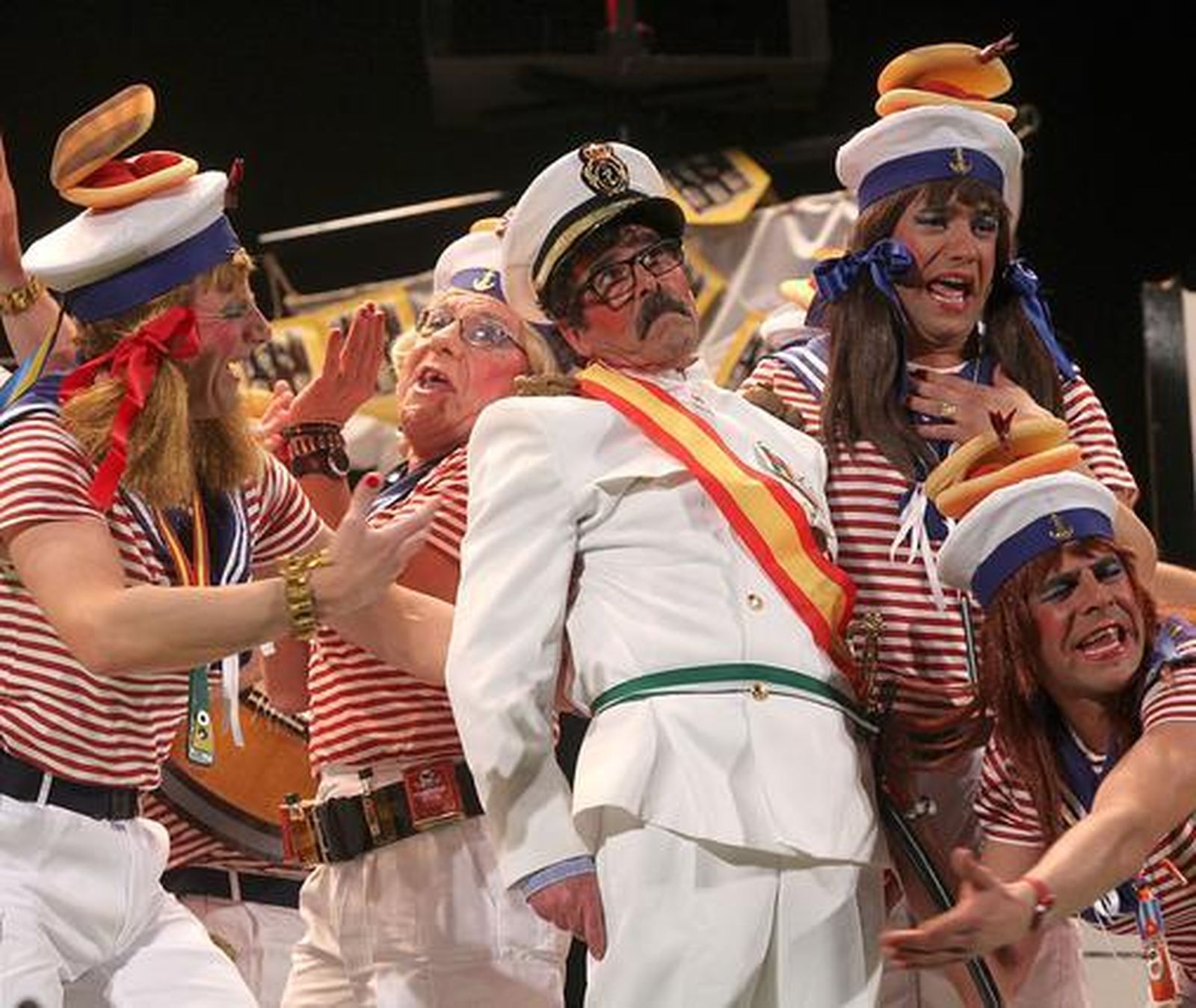 Chirigota Almejitas a la marinera.  Foto: Jesus Marin