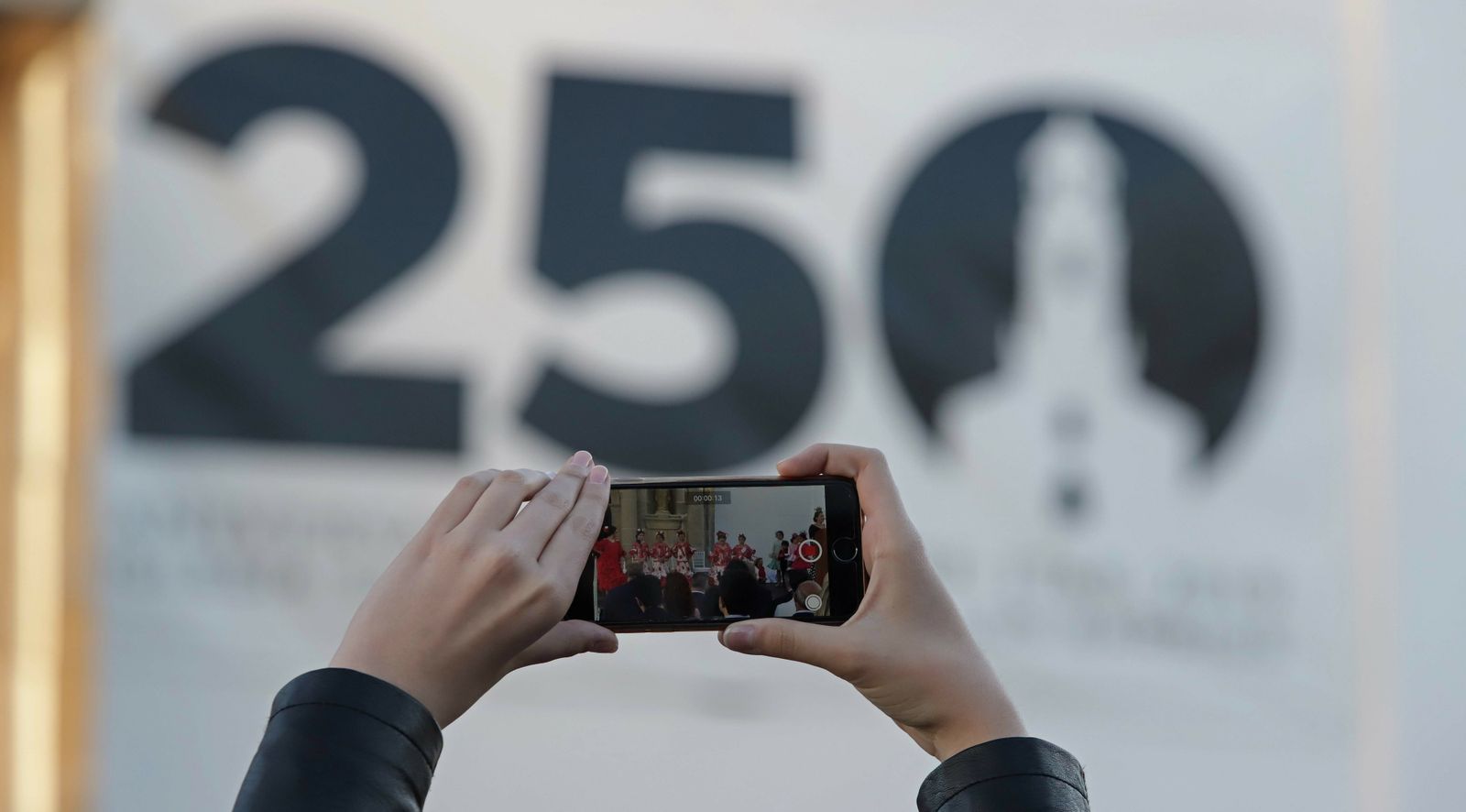 Las mejores fotos de la coronación de la Villa