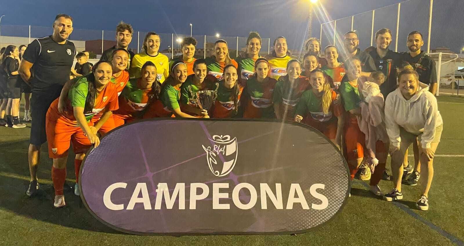 Imágenes de los equipos campeones de Almería de fútbol y fútbol sala