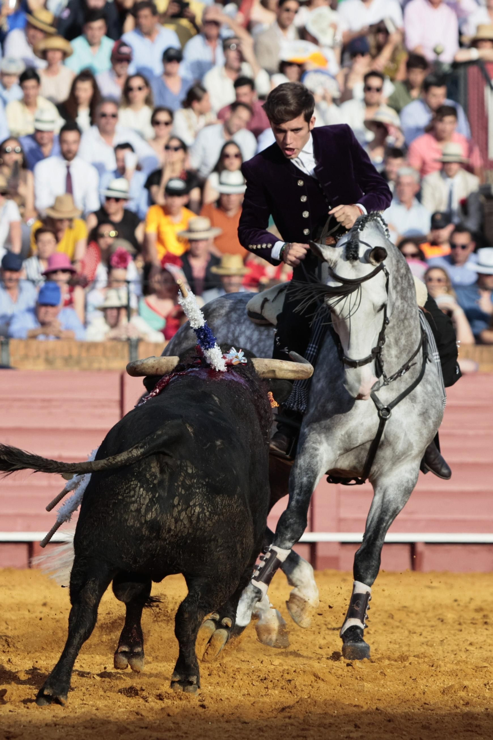 Las imágenes de la corrida de rejones