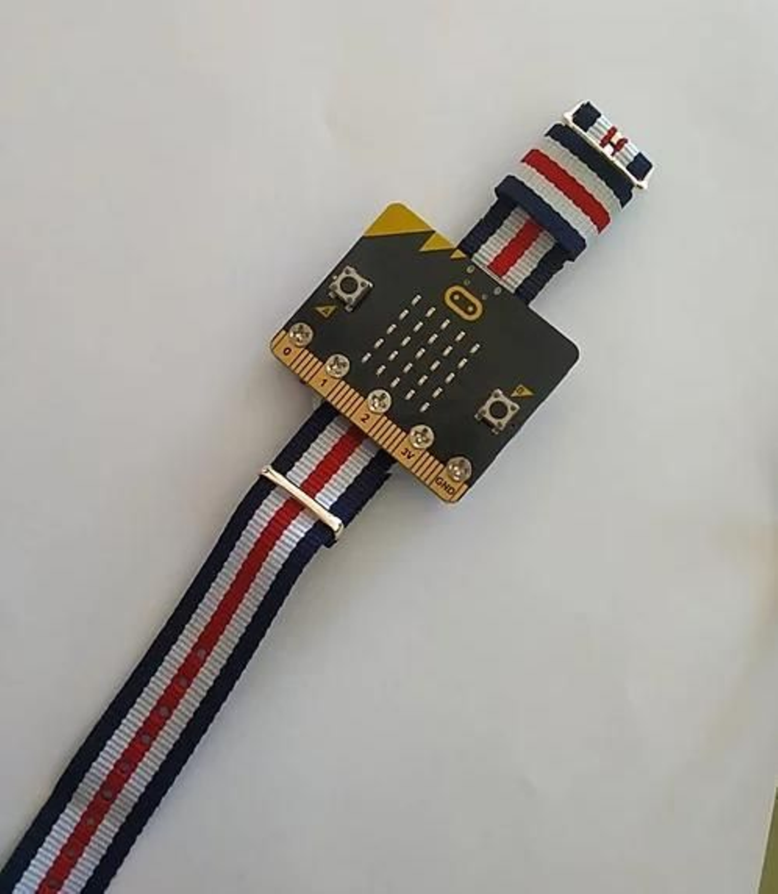 Wath Out, el gadget inventado por MGR Tech