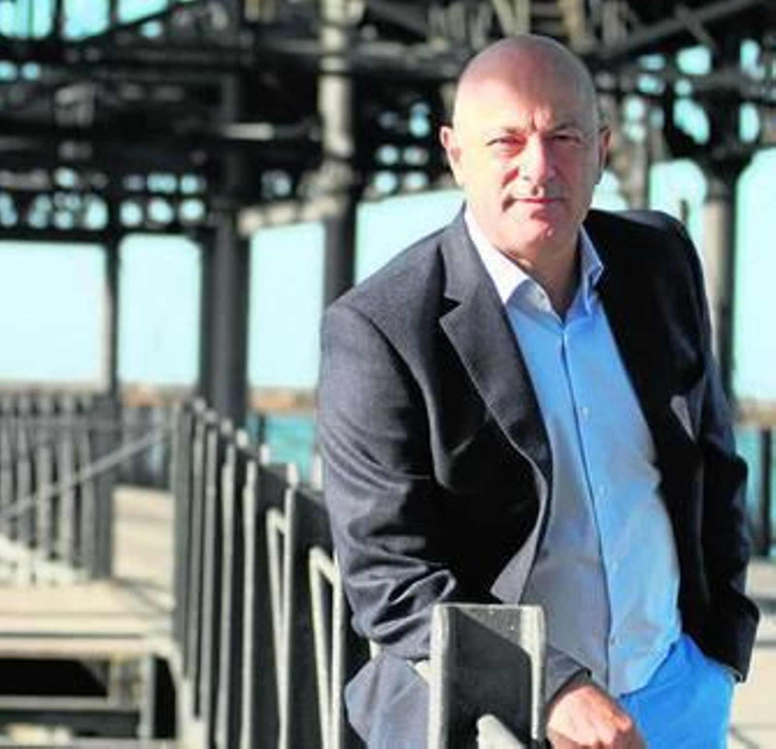 Lavandeira, en el Muelle del Tinto.