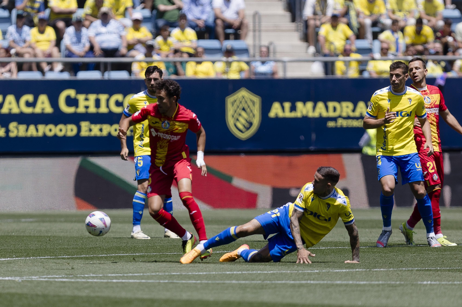 Las imágenes del partido entre el Cádiz C.F y el Getafe