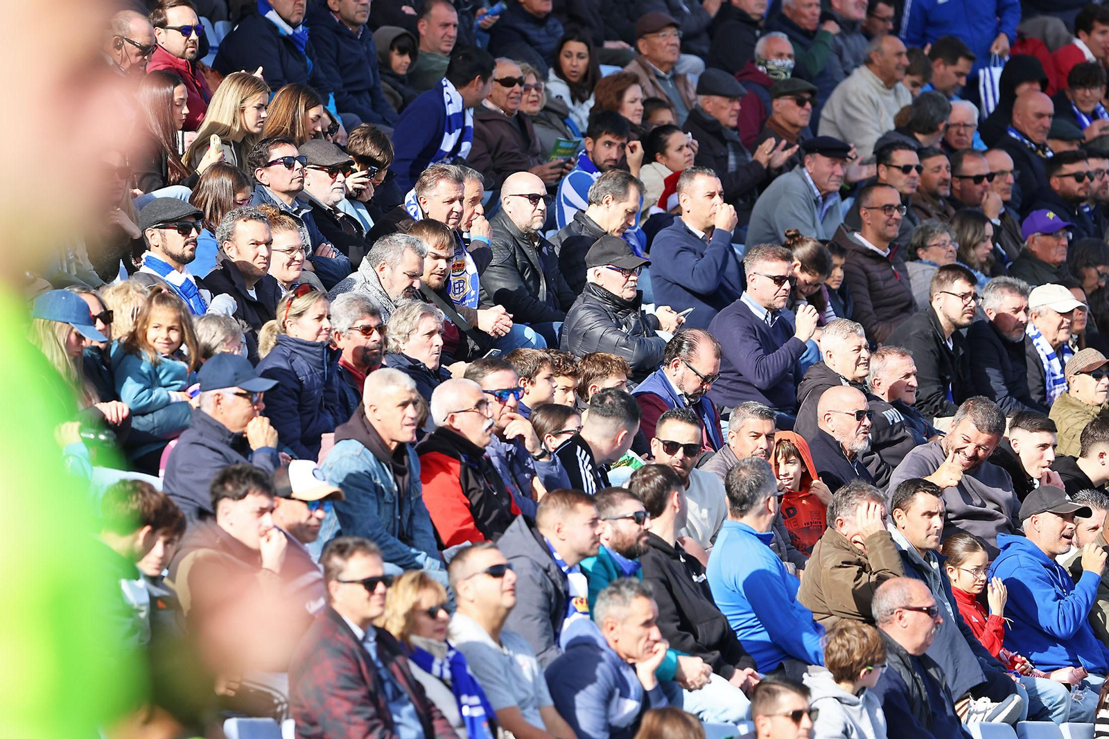 Búscate en las gradas en el Nuevo Colombino en el Recreativo de Huelva - Atlético Antoniano