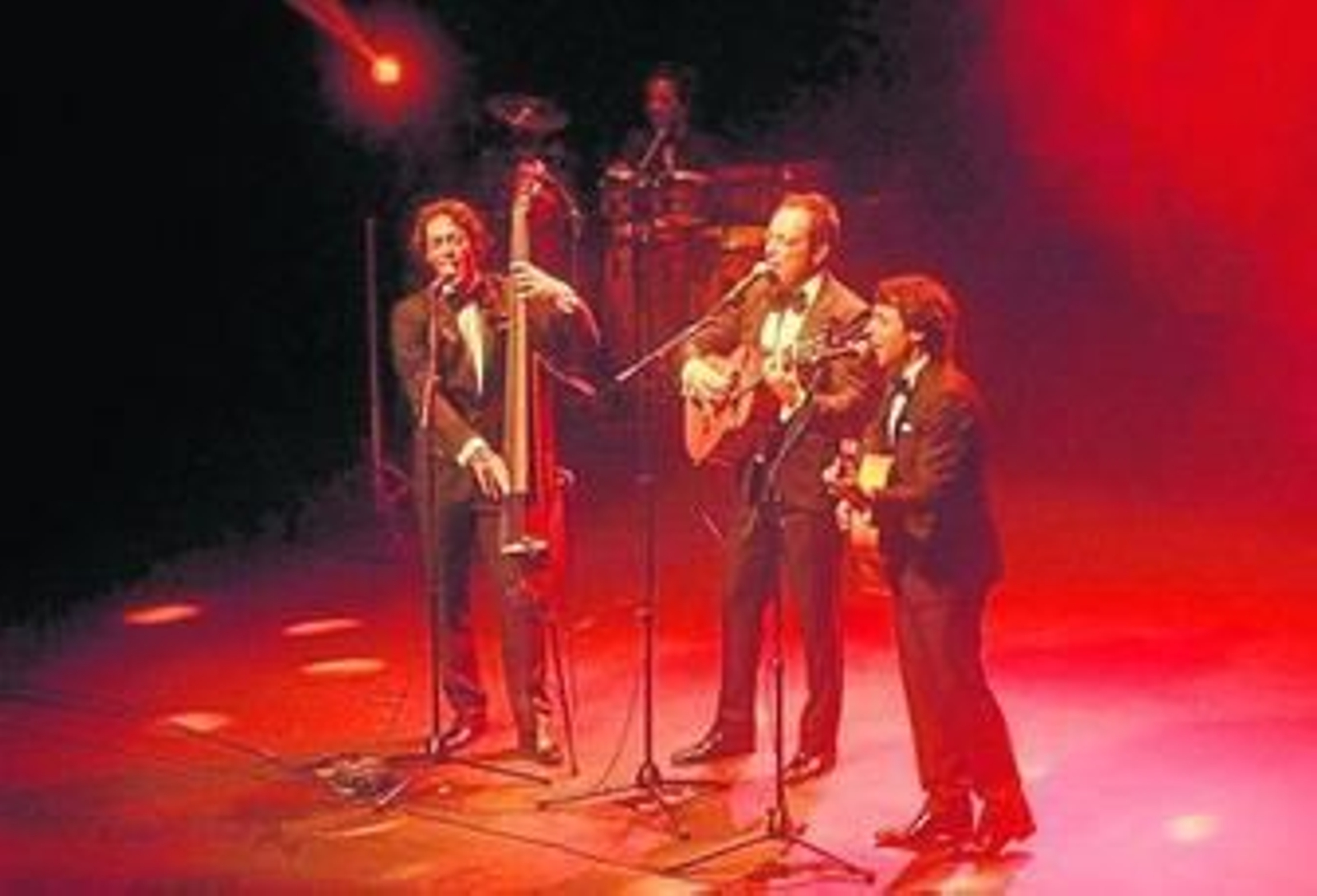 Oscar, Manuel y Raúl Quijano durante su actuación el viernes en el Teatro Auditorio.