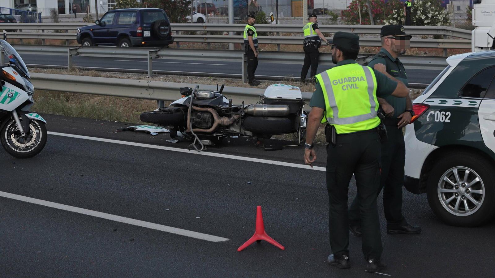 Guarcia Civil muerto en en un accidente de tráfico en la A7