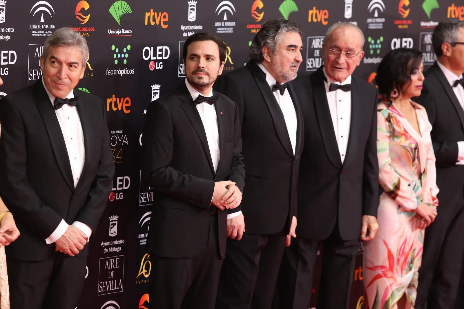 Autoridades en la alfombra roja de los Goya en Málaga.