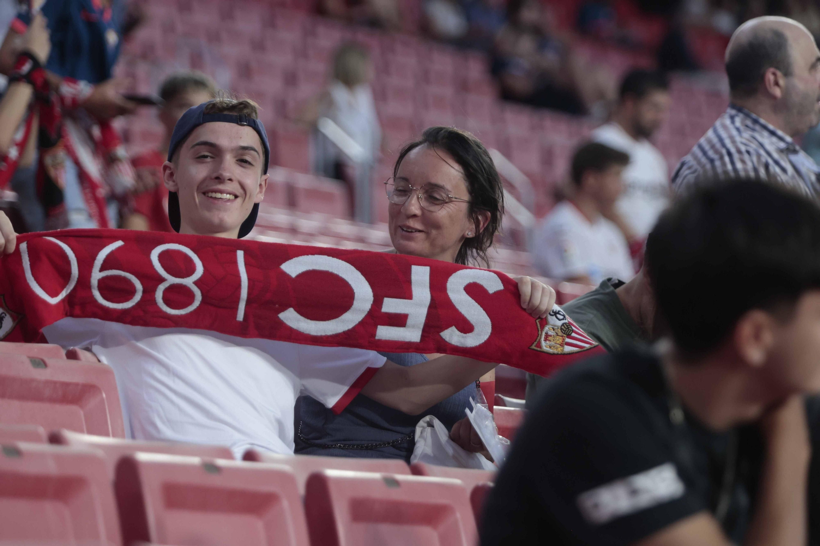 Búscate en las gradas del Sánchez  Pizjuán