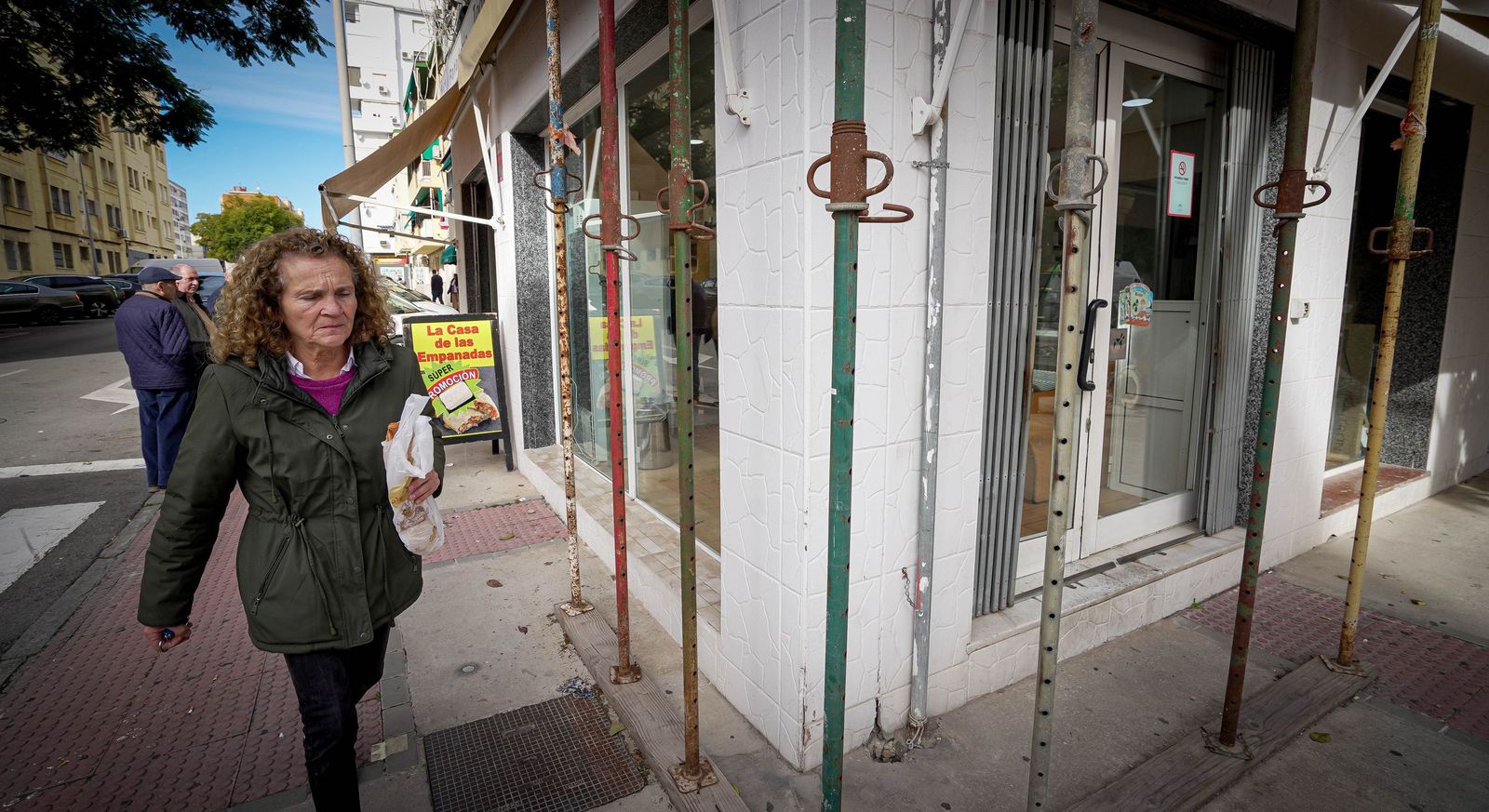 Icovesa, una barriada de Jerez "en la UCI"