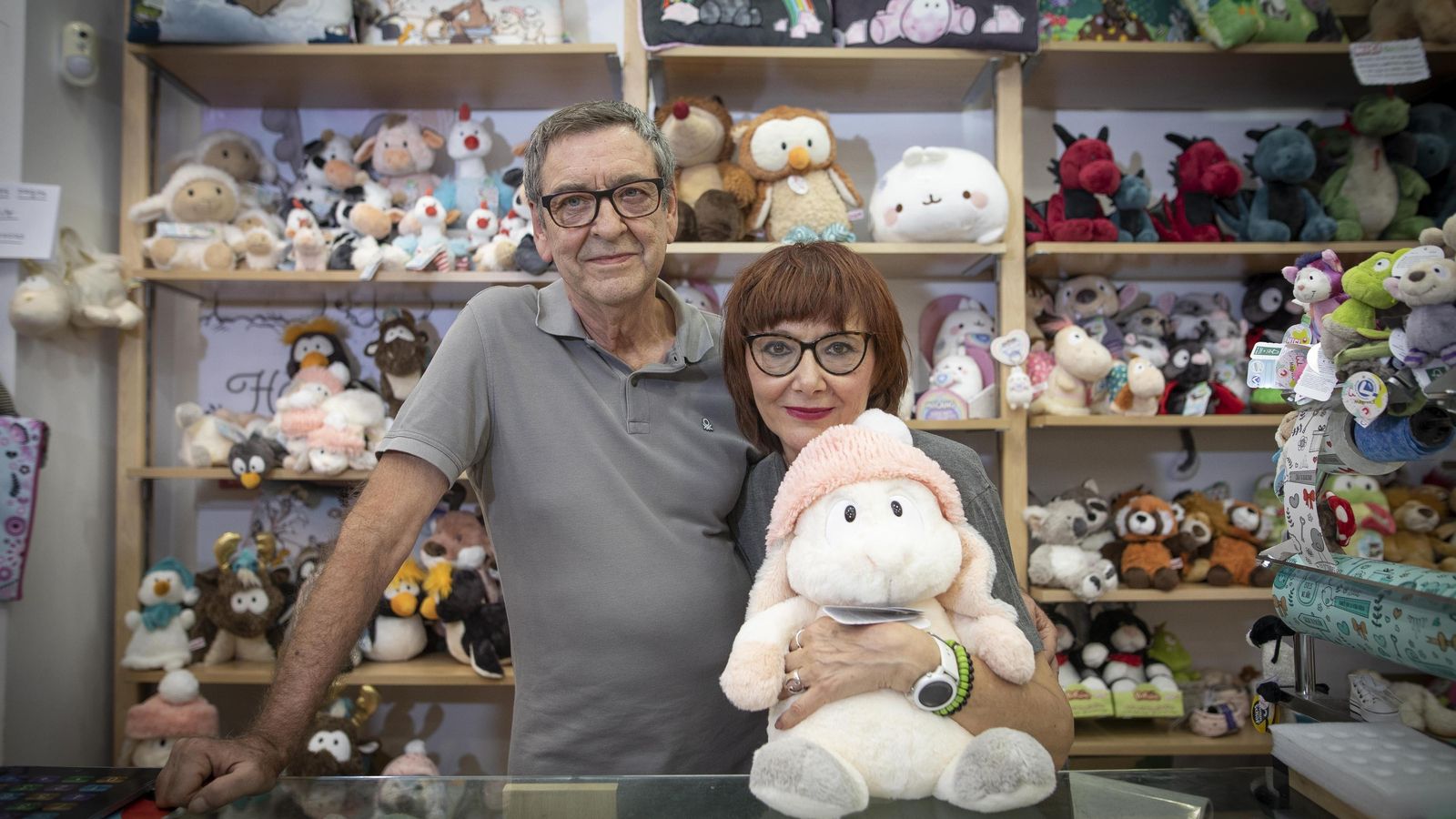 Manuel y Eloisa, los dos dueños del comercio