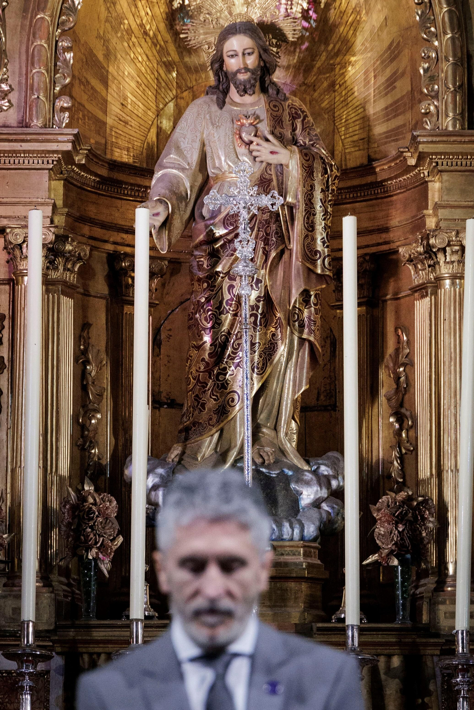 Las imágenes de la entrega de condecoraciones civiles en Cádiz.