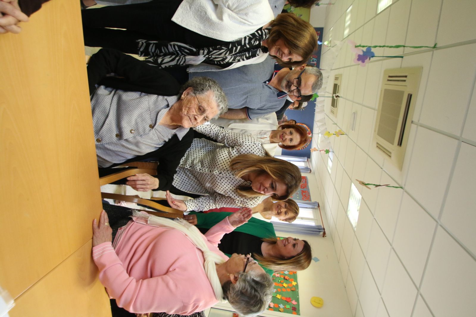 Las imágenes de la visita de Susana Díaz a Almería