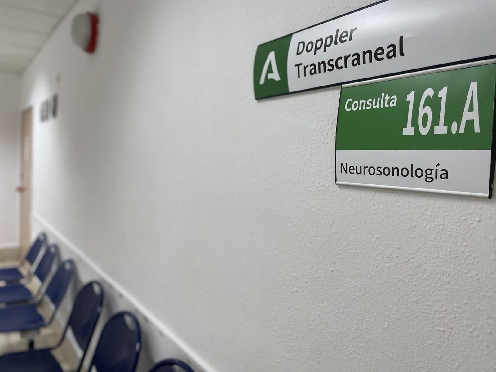 El Hospital Clínico de Málaga ha reactivado su laboratorio de Neurosonología