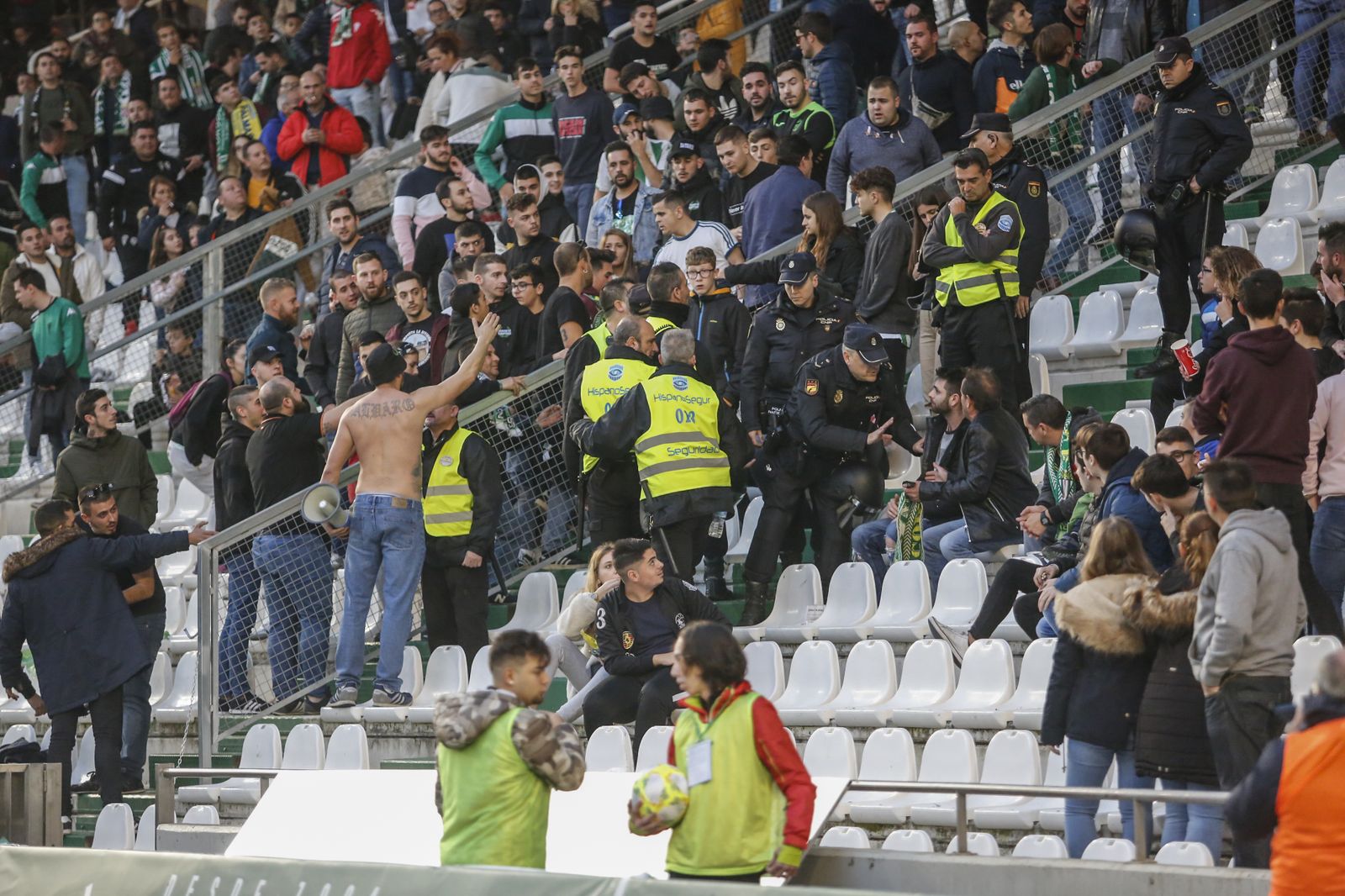 El Córdoba CF - Atlético Sanluqueño, en imágenes