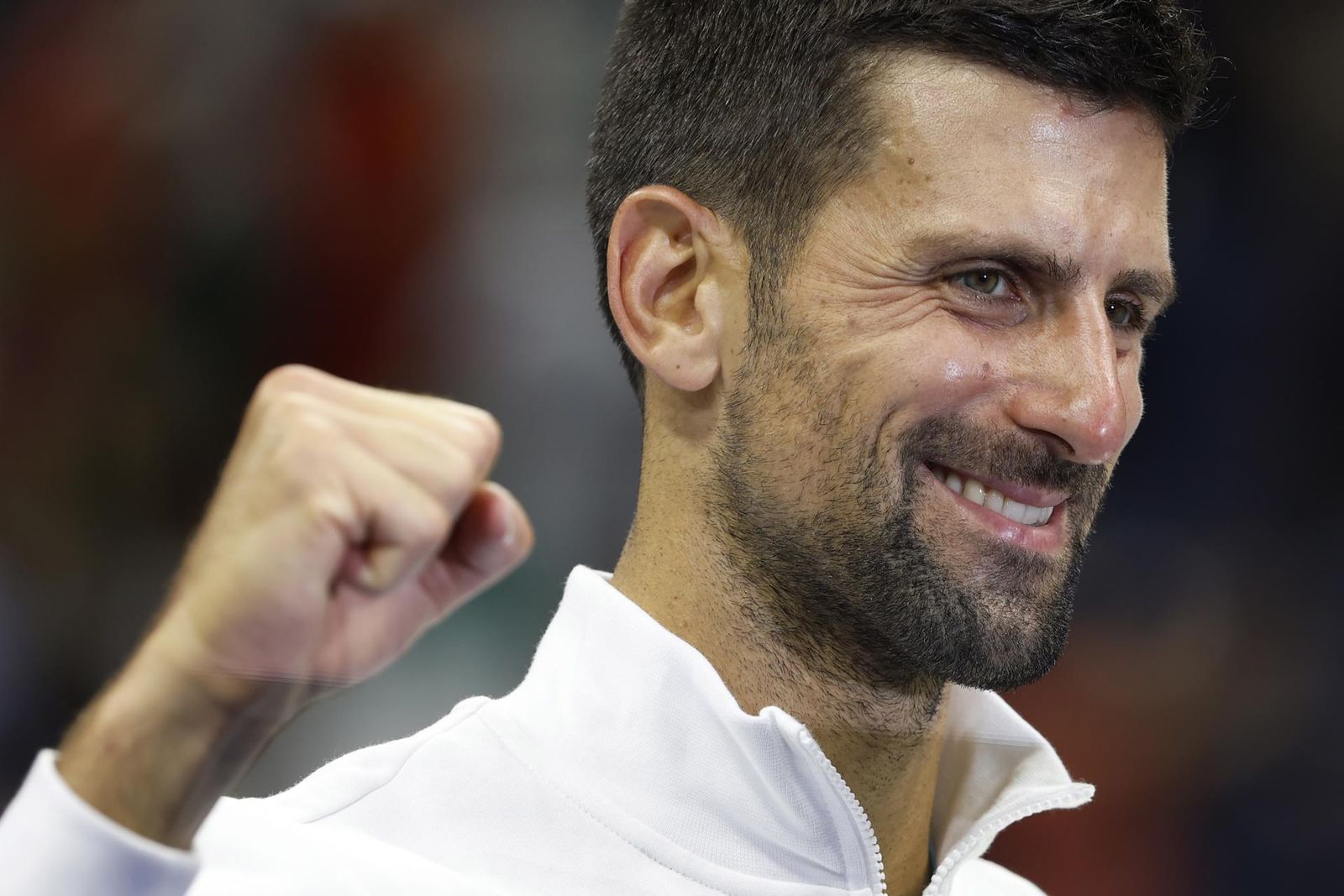 Djokovic festeja su triunfo en Nueva York.