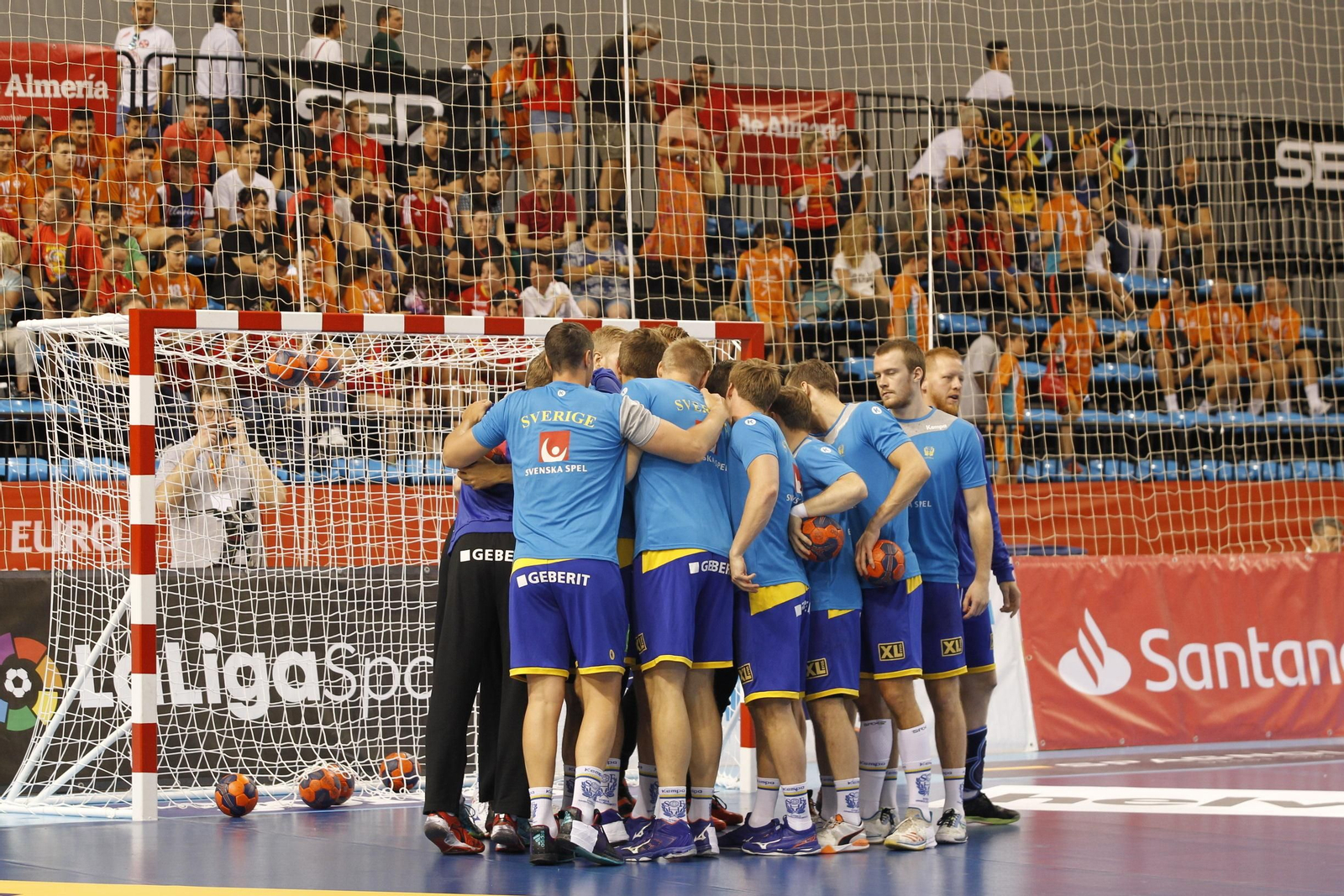 Fotogalería España-Suecia. Balonmano. Palacio Juegos Mediterráneos. Almería