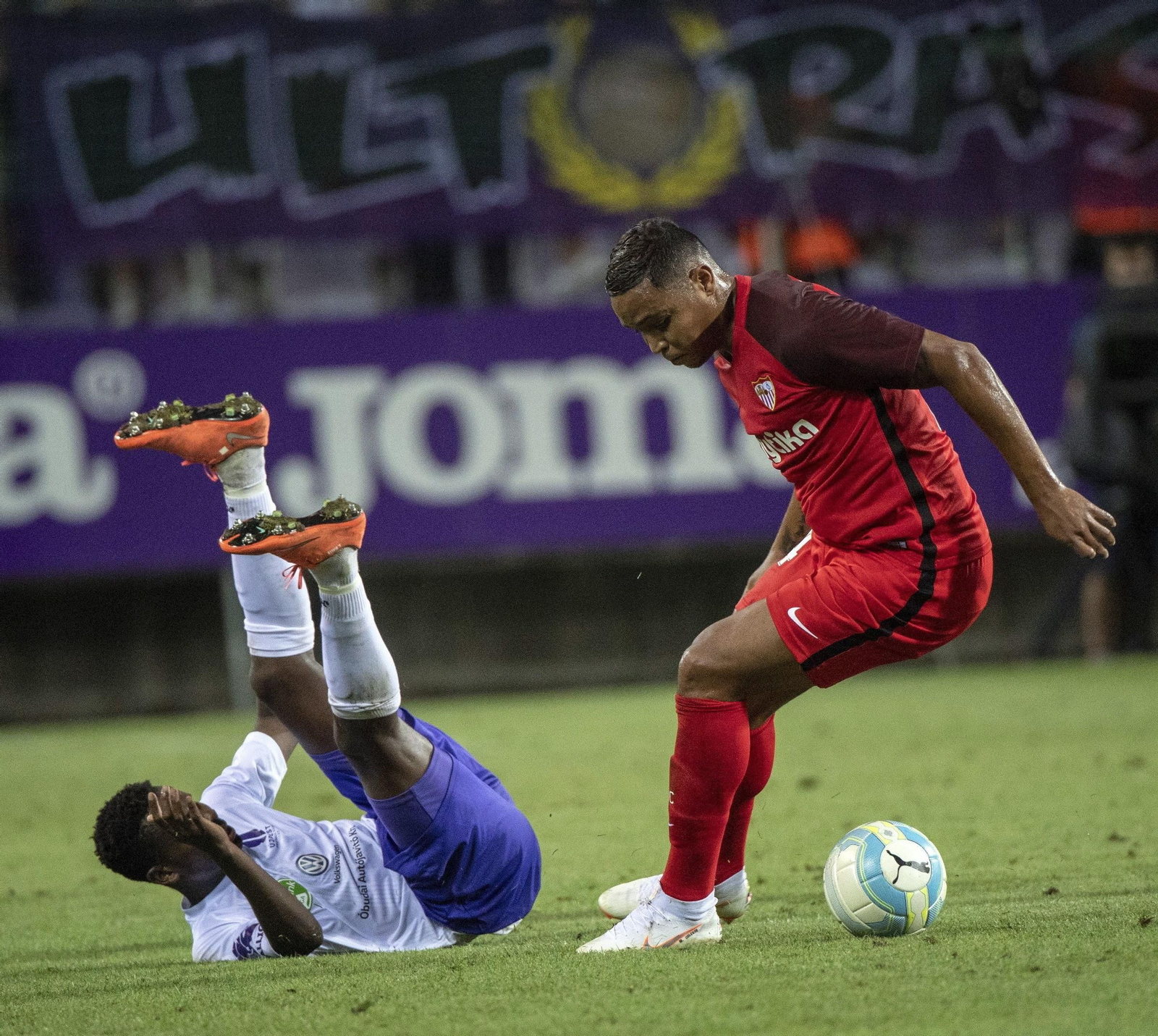 Las imágenes del Ujpest-Sevilla FC