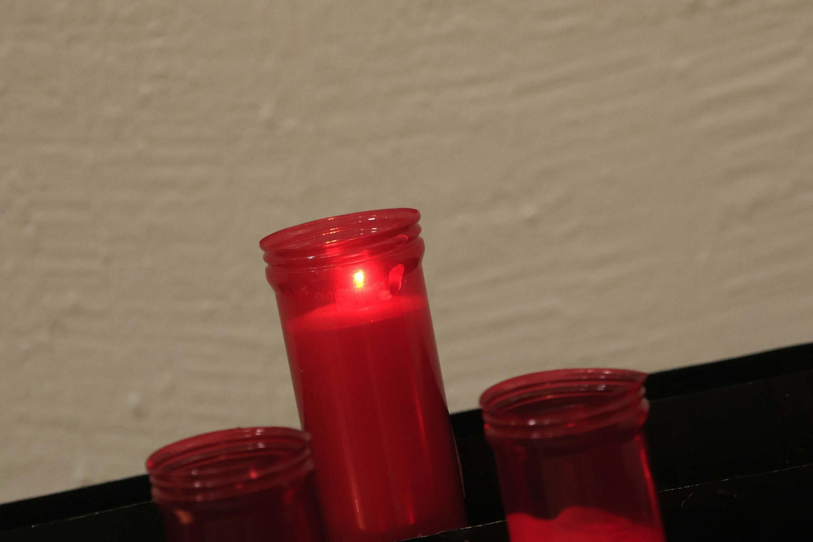 Ramón Valdivia, administrador apostólico de la Diócesis de Cádiz y Ceuta, realiza su primera visita al Campo de Gibraltar con una misa en la iglesia del Saladillo, en Algeciras