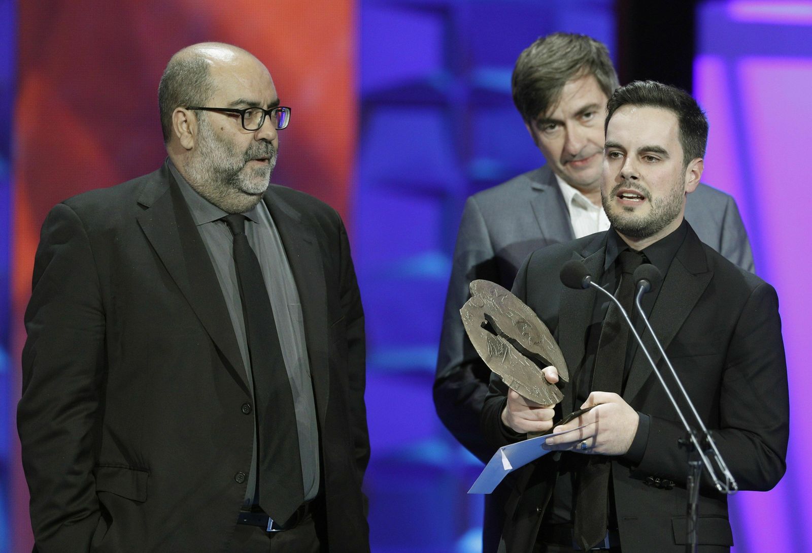 Pablo Barce, con el Premio José María Forqué, que recibió el pasado día 11.