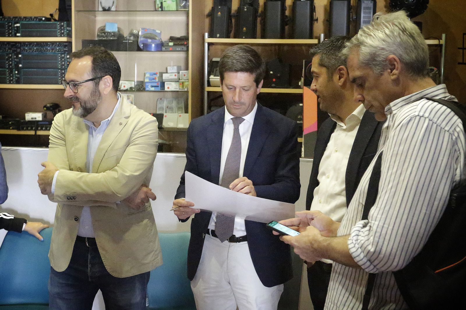 Elecciones Municipales 2023: Imágenes de los preparativos de los candidatos para el debate