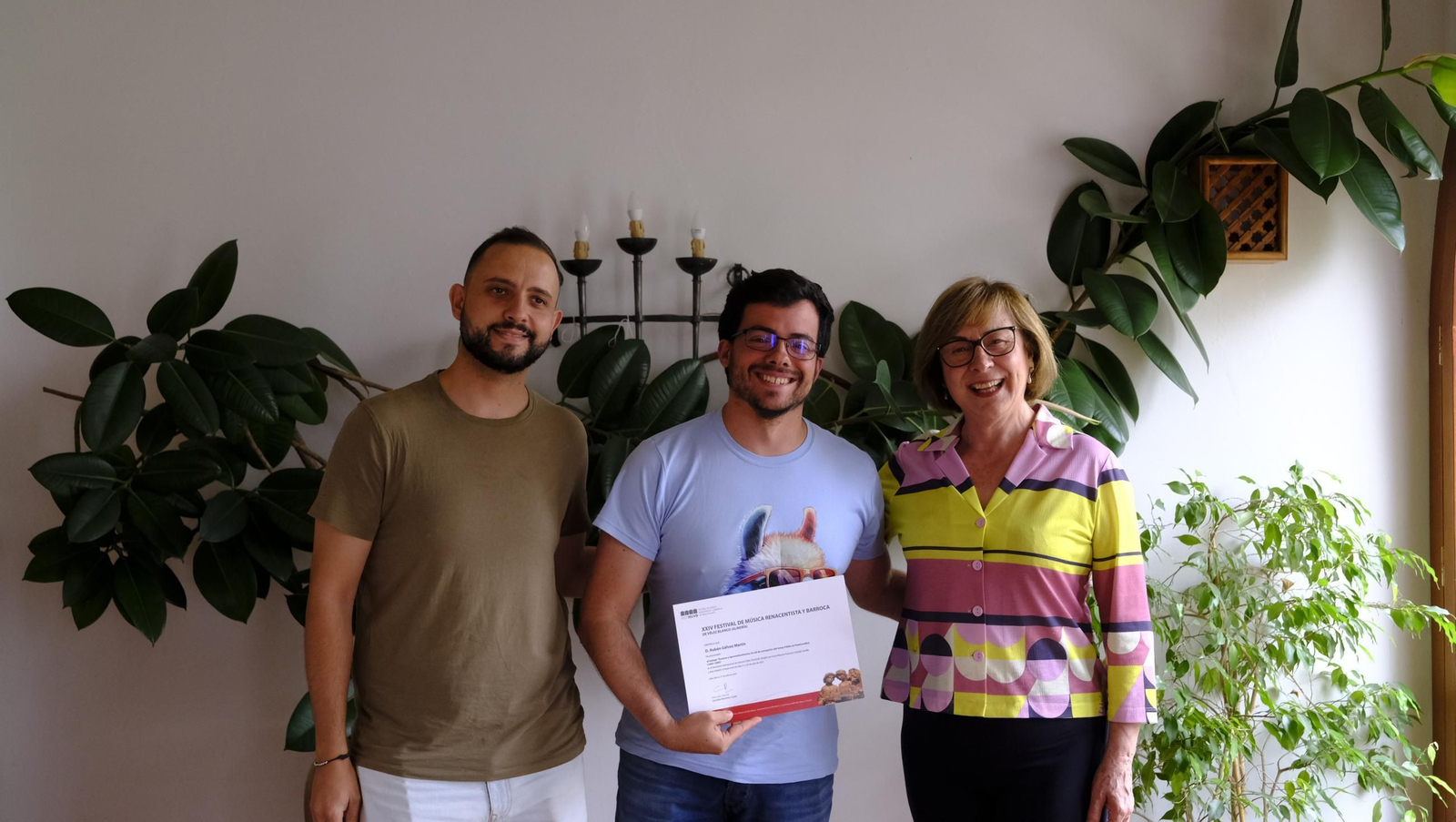Entrega de diplomas a los alumnos del seminario de historia del Festival de Vélez Blanco