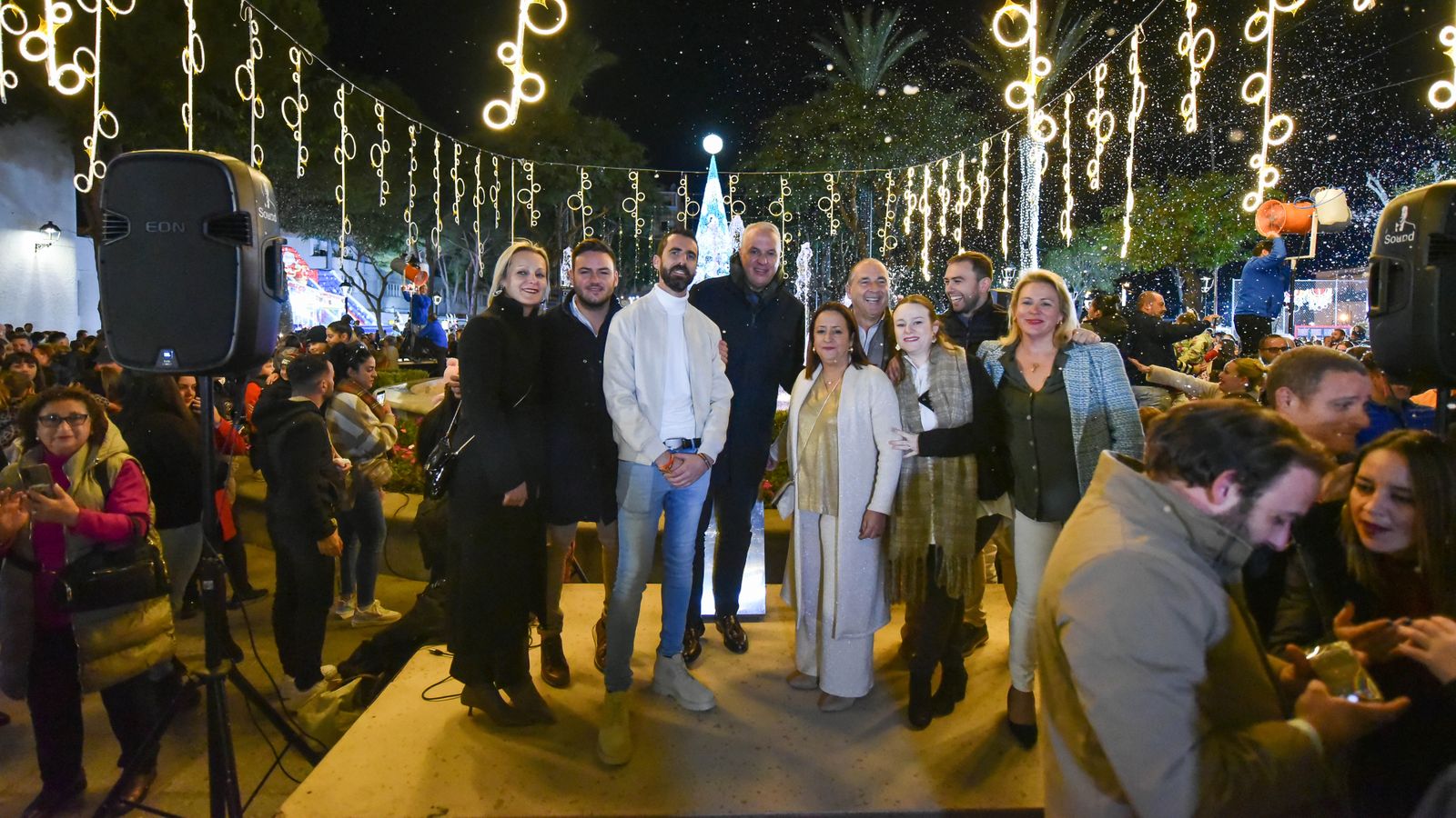 El encendido del alumbrado de Navidad de San Roque, en imágenes