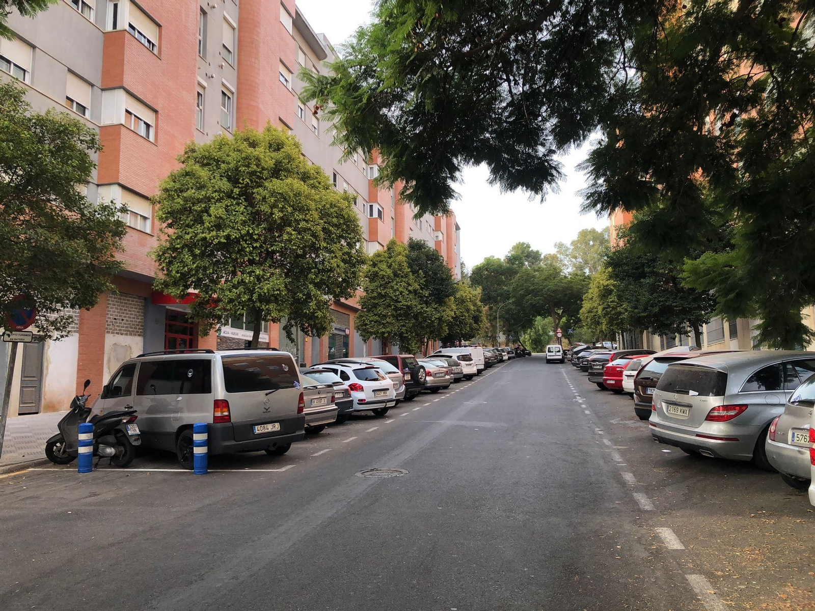 Calle Duque de Ahumada, punto en el que se bajó del coche una de las presuntas autoras del robo a una mujer.