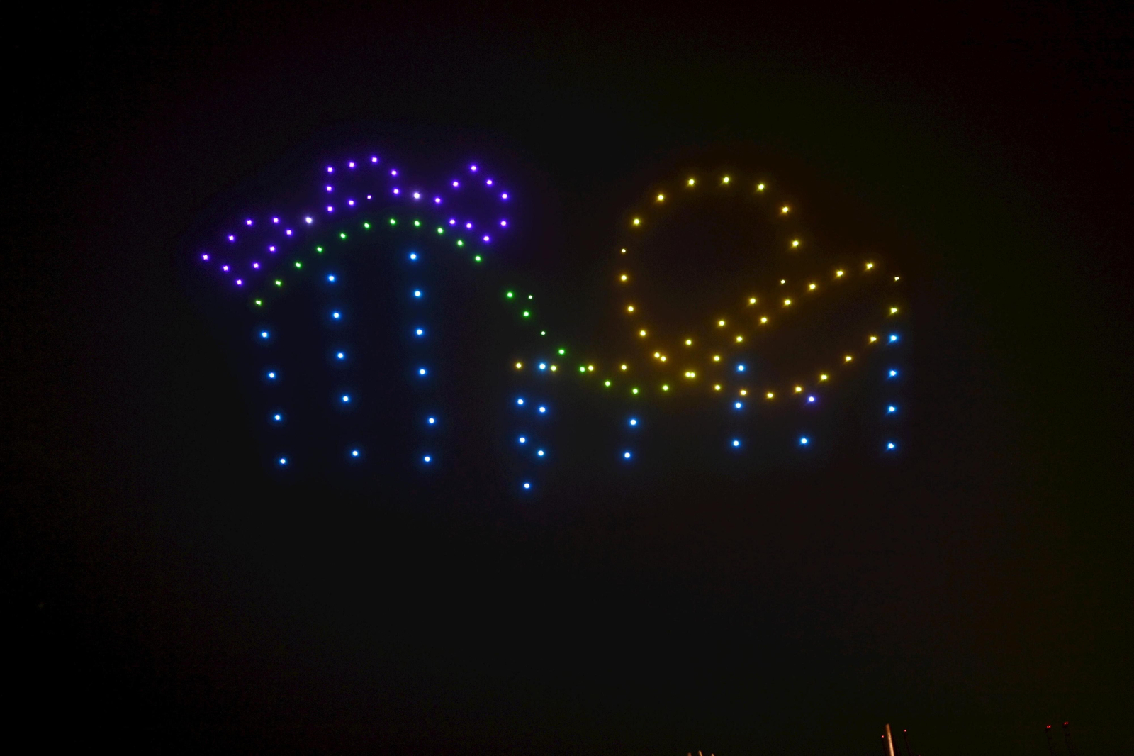 Drones y fuegos artificiales para abrir la Feria de Málaga 2022 (fotos)