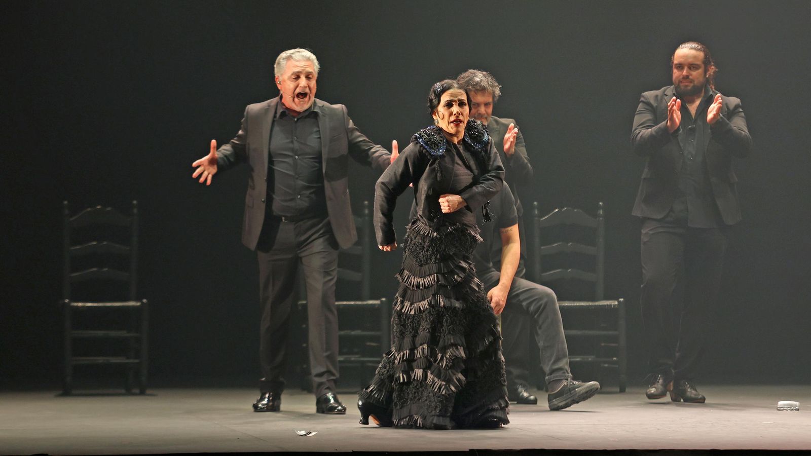 Eva Yerbabuena con 'Yerbagüena (oscuro brillante)' en el Festival de Jerez