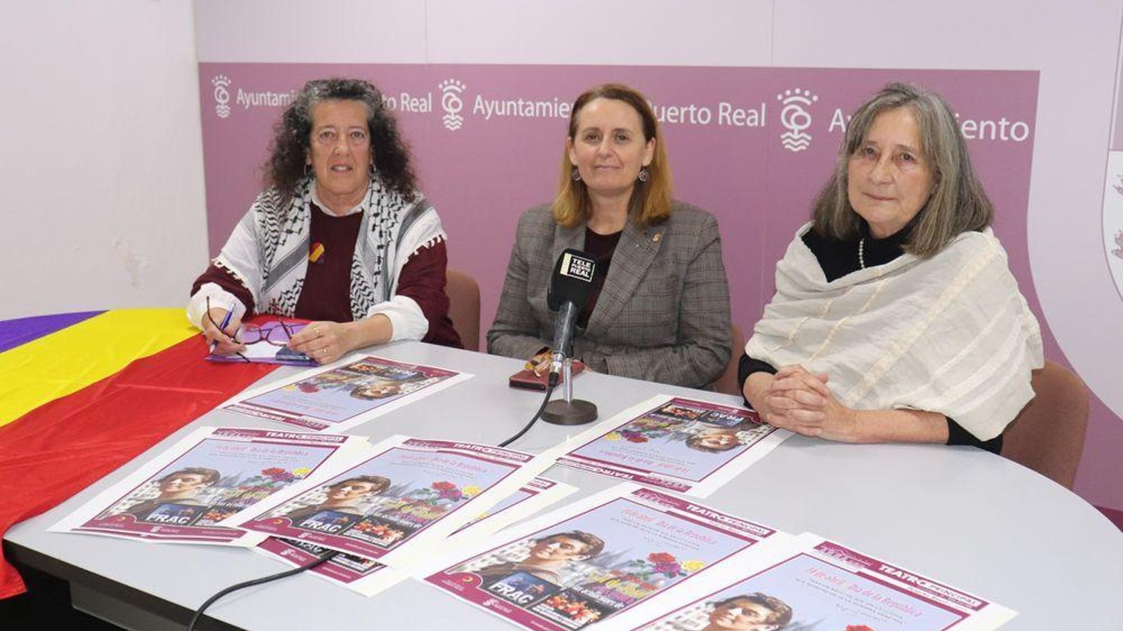 Elena Romero, Aurora Salvador y Lola Sanisidro