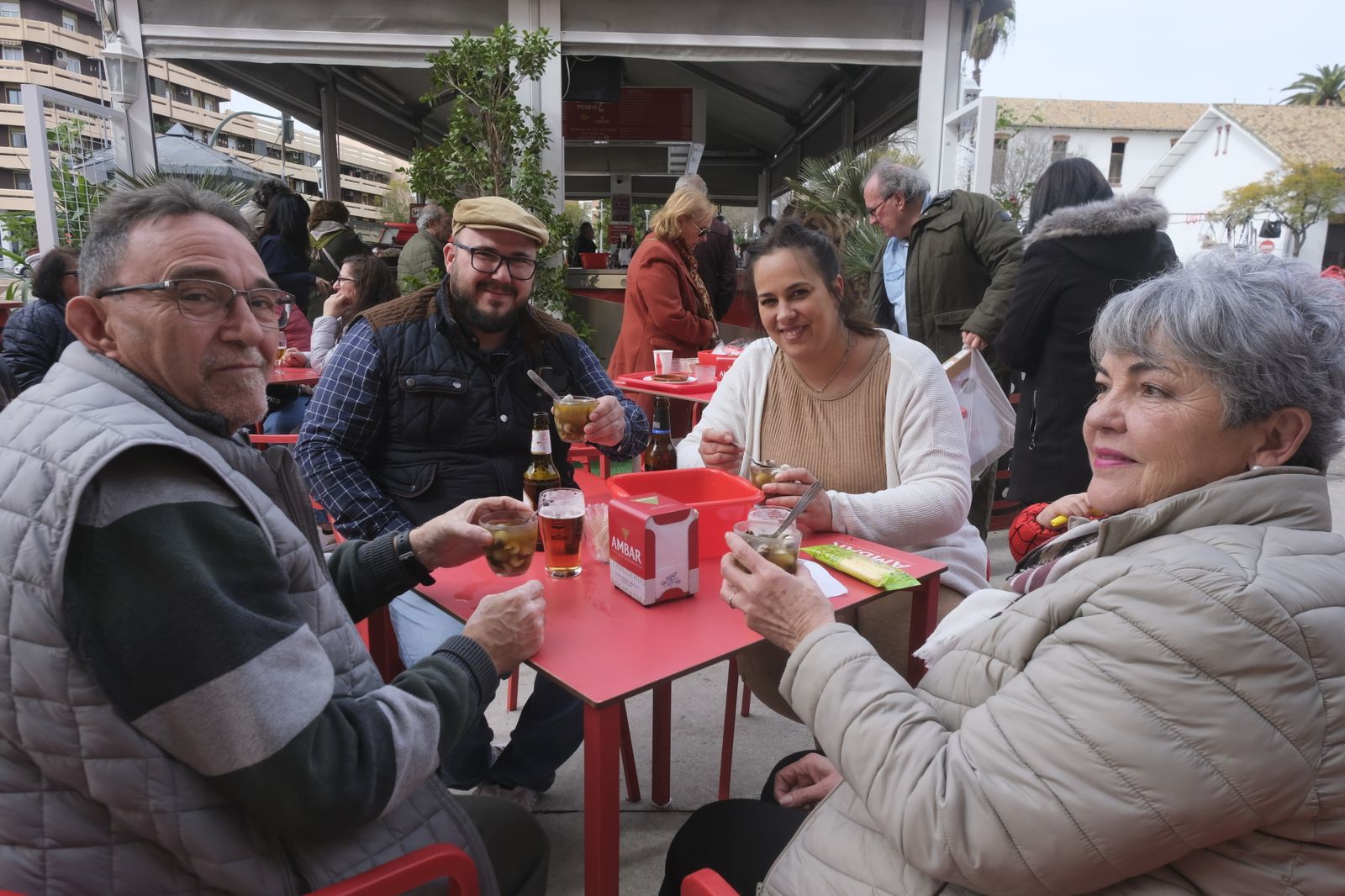 Primer día de la temporada 2023 de caracoles en Córdoba, en imágenes
