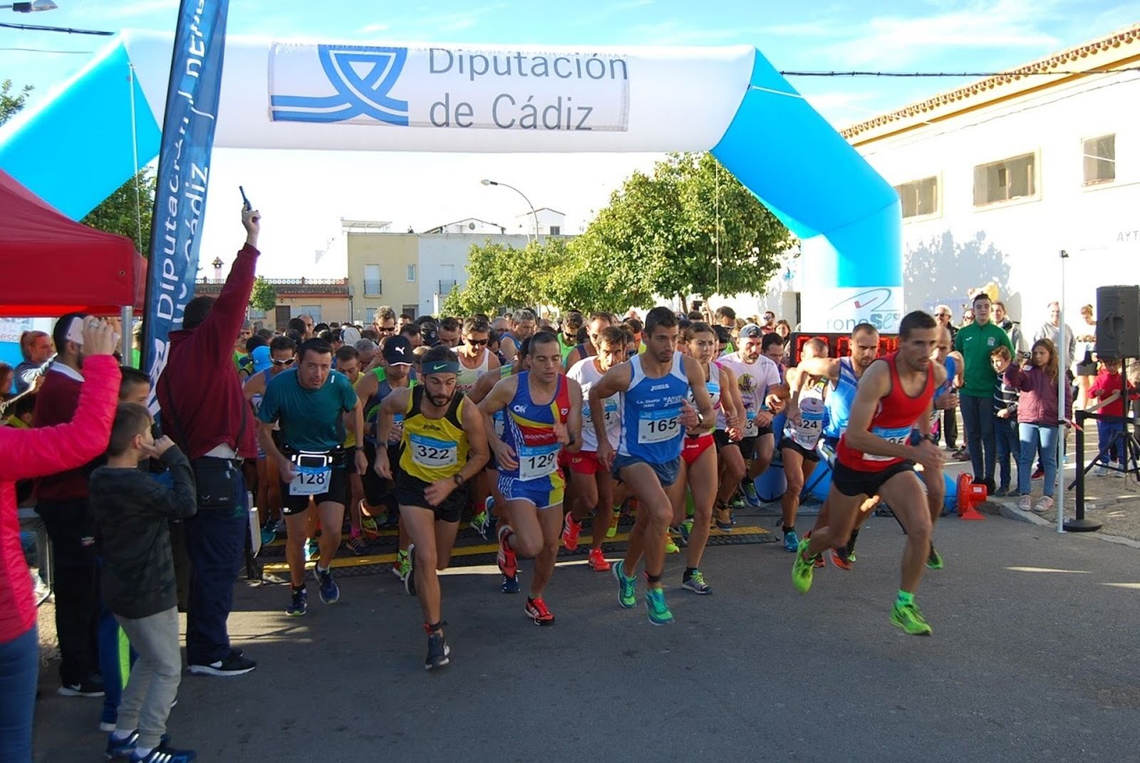 Salida de la Carrera Popular de Estella de 2017.