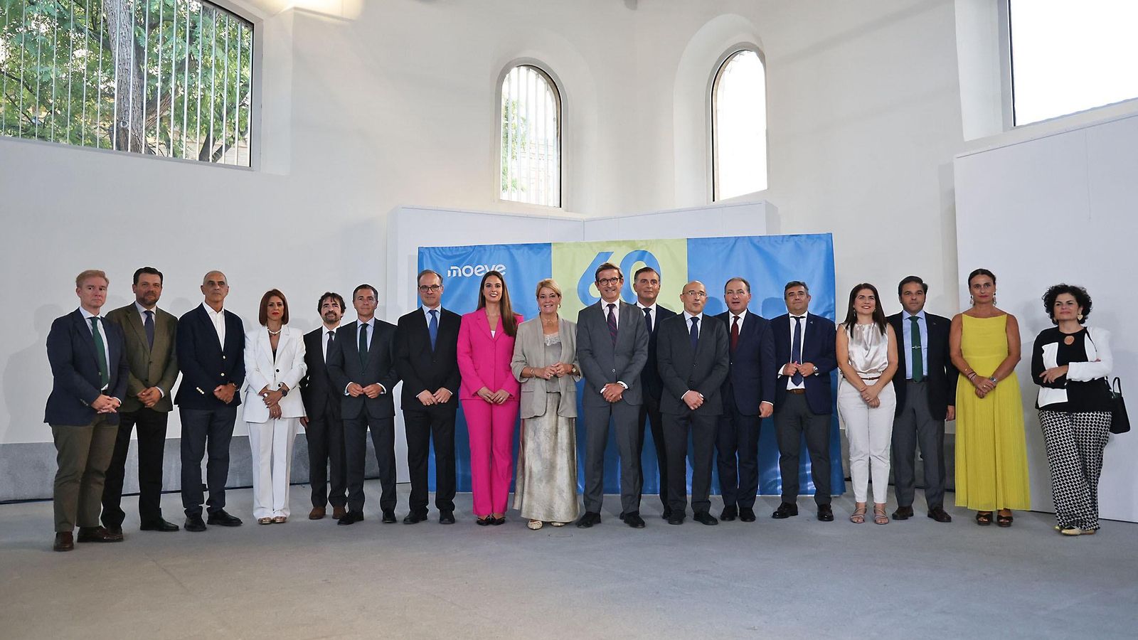Las autoridades, en el acto de celebración de Moeve. 