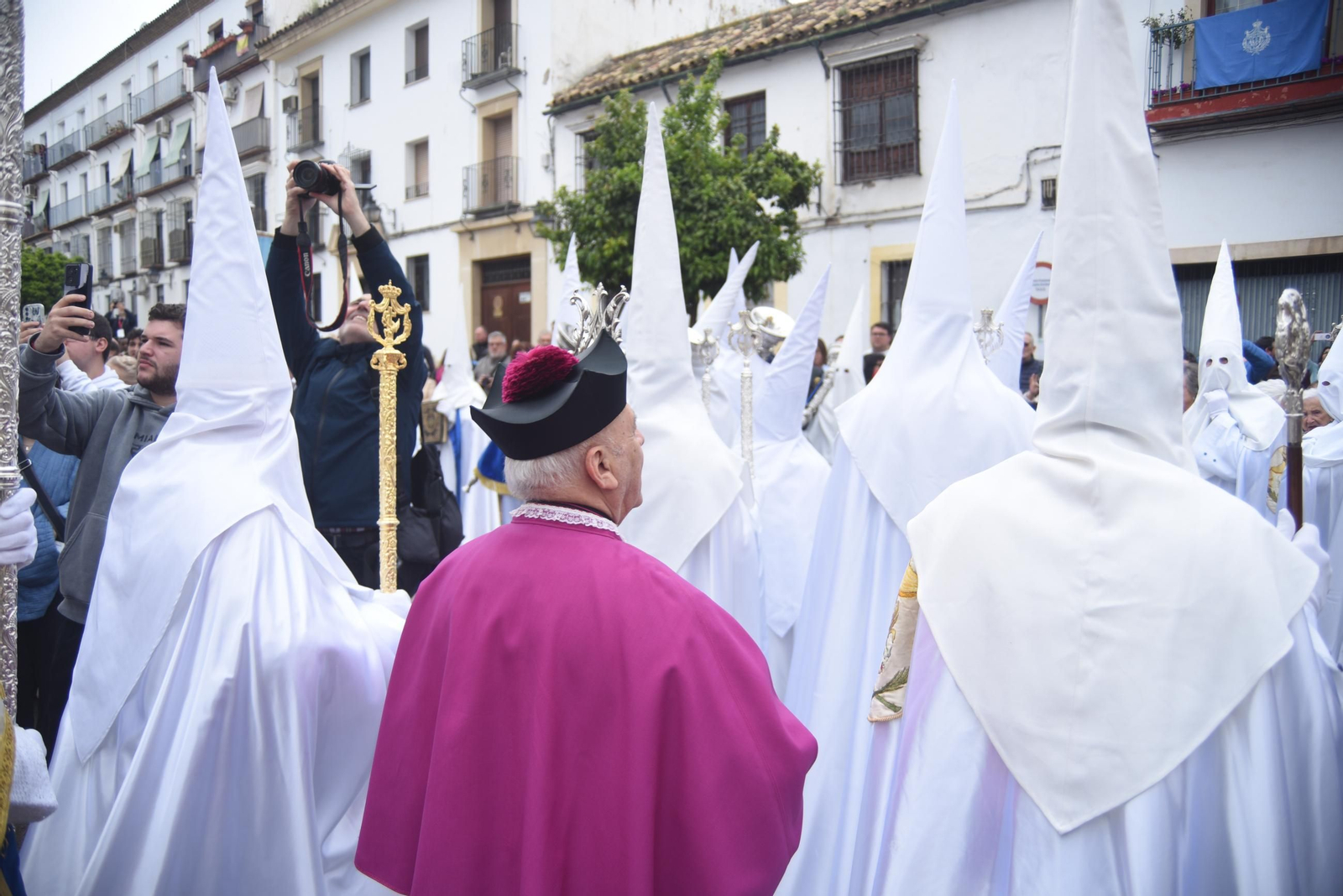 La procesión del Resucitado de Córdoba, en imágenes