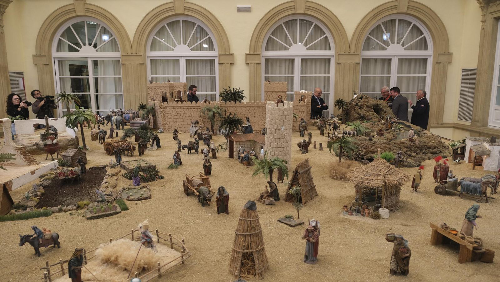 Llega la navidad con el Belén de Diputación de Almería, en imágenes