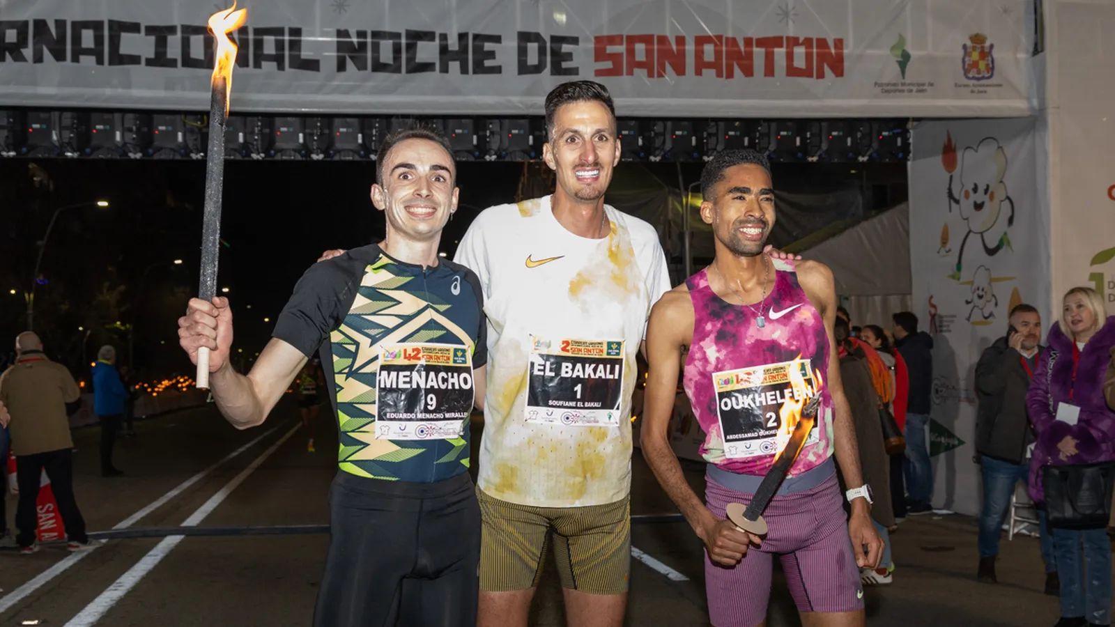 El Bakkali, en el centro, junto a Menacho y Oukhelfen, en la pasada edición.
