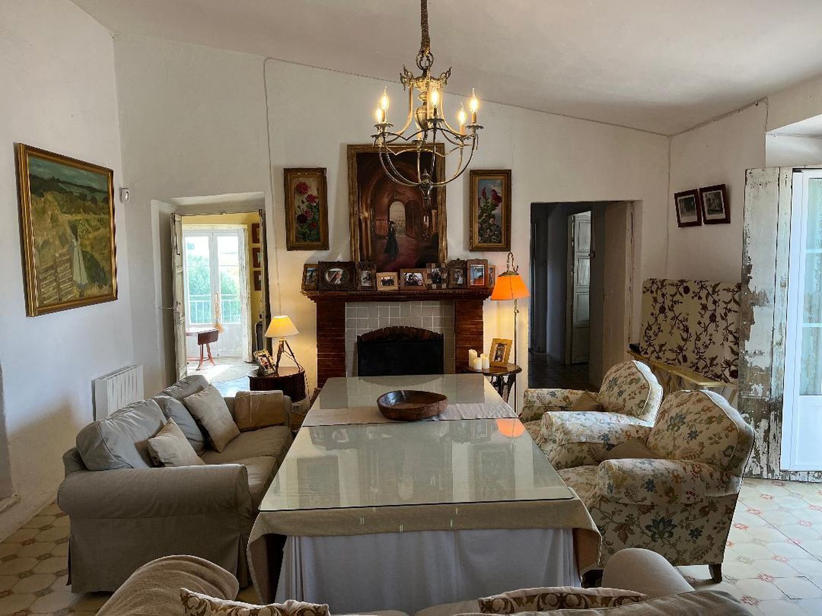 Fotos de la casa familiar de la pintora Marusela Pérez-Maximo