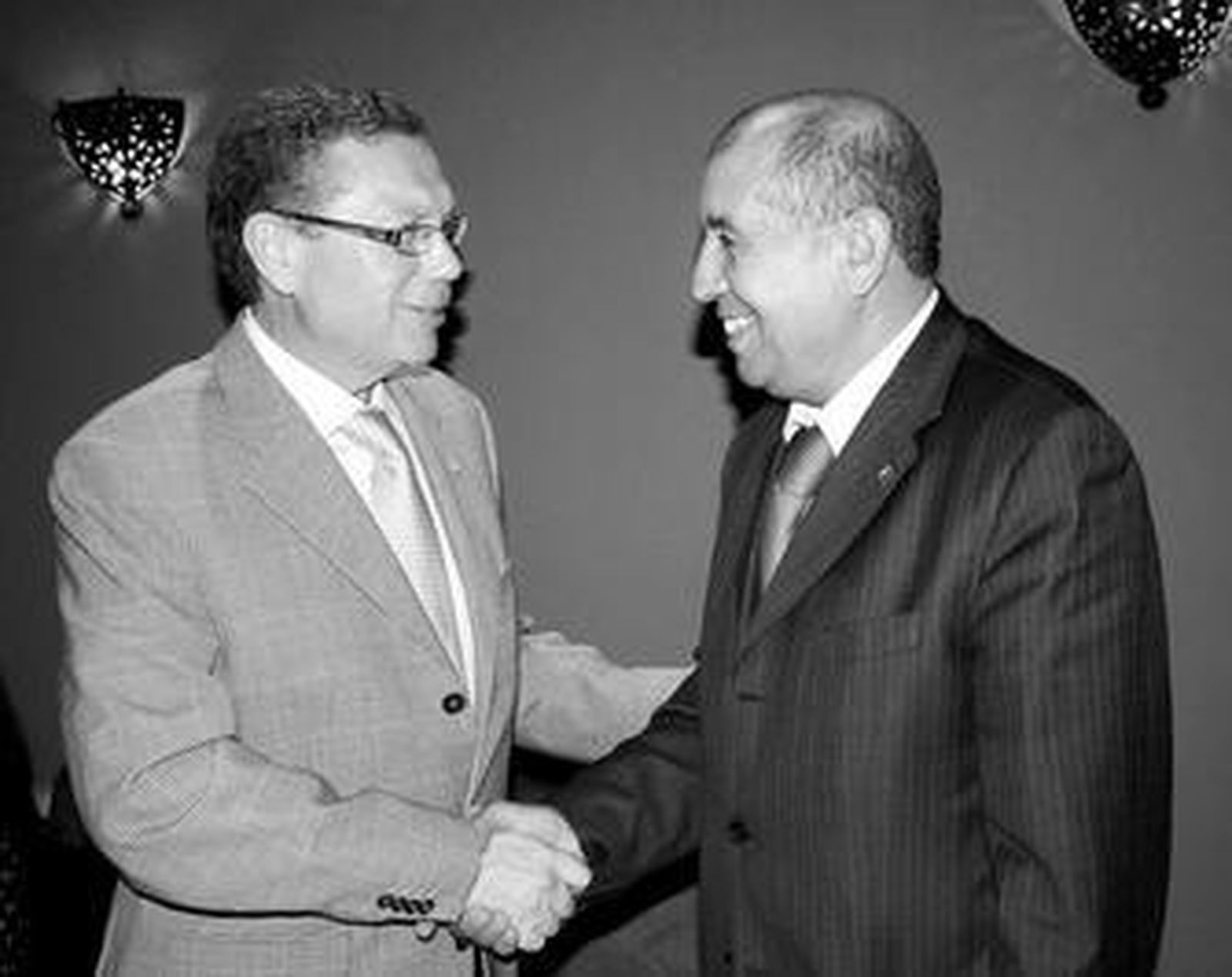 El presidente del Ifapa, De las Nieves, con el miembro del Ministerio de Agricultura de Marruecos.