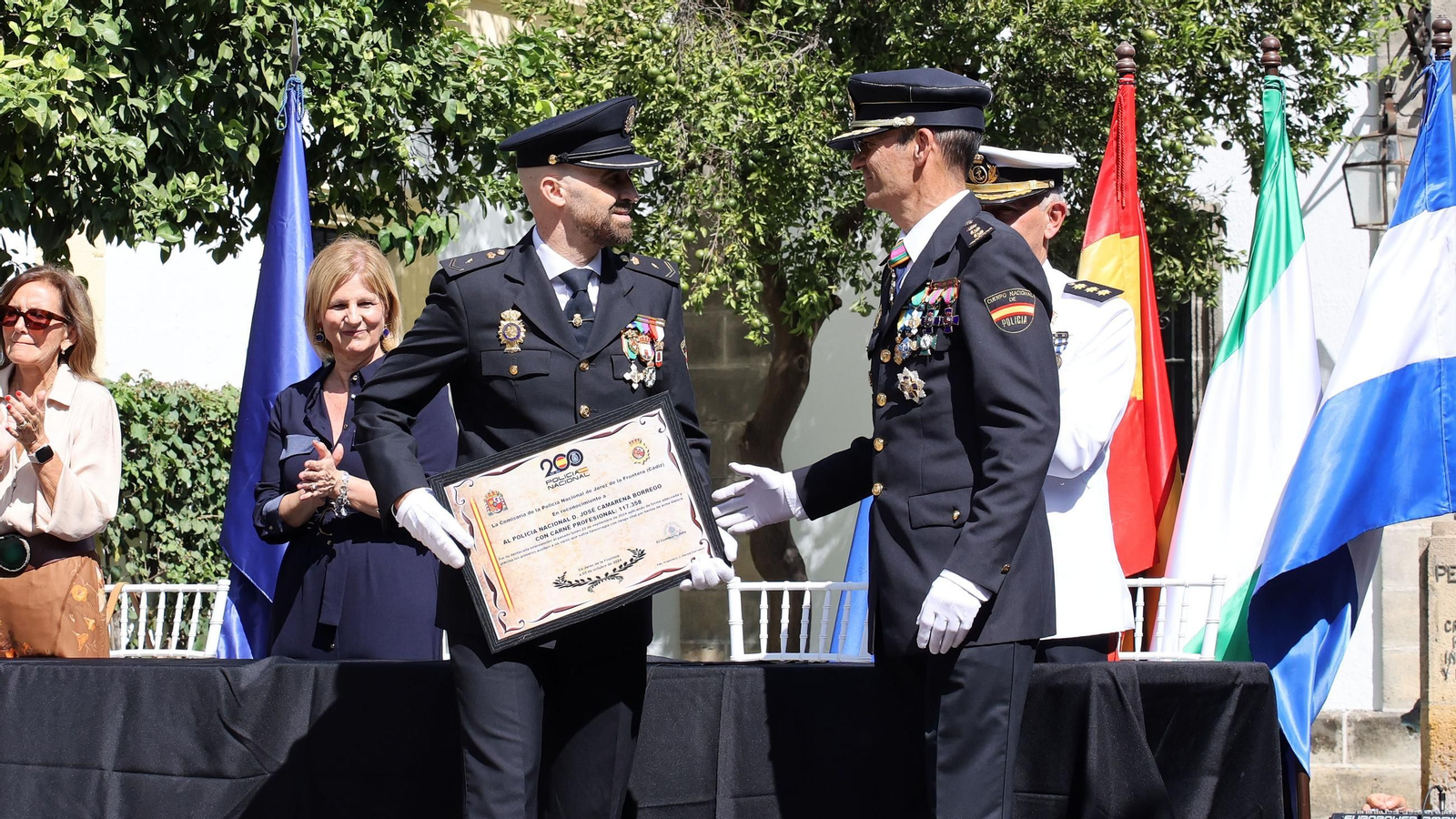 Imágenes del Día de la Policía Nacional en las Bodegas Fundador de Jerez