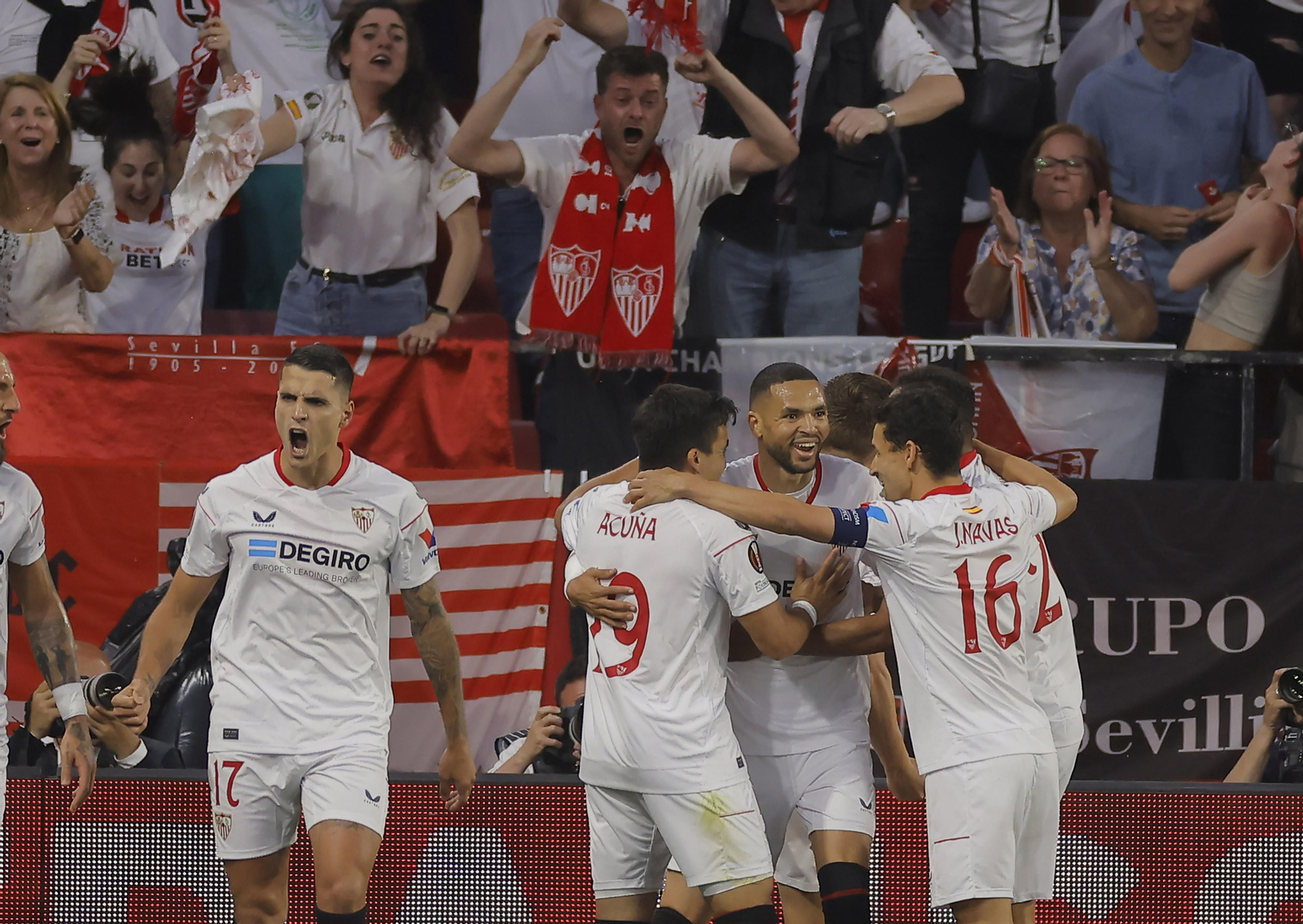 Las fotos del Sevilla-Manchester