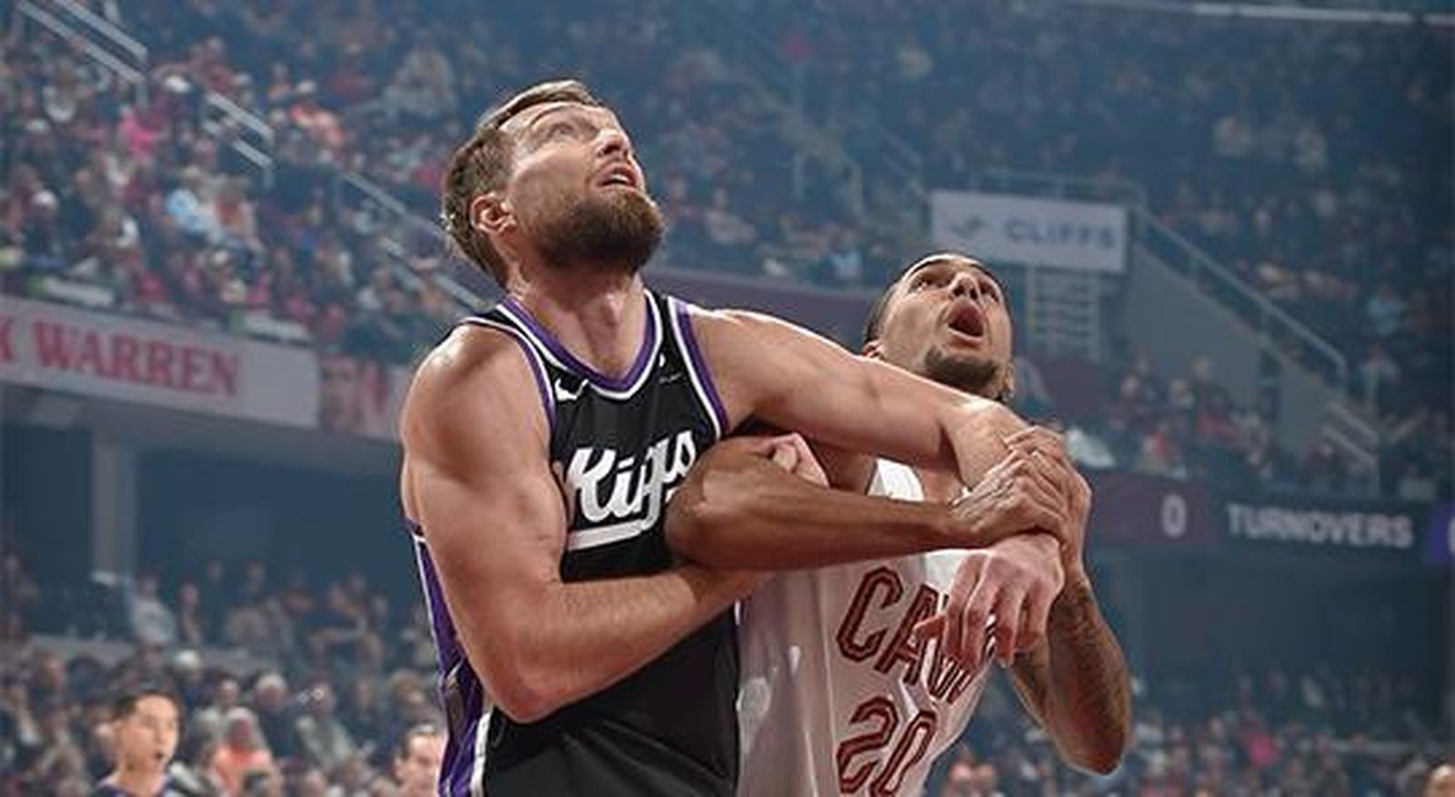 Sabonis, ante los Cavs.