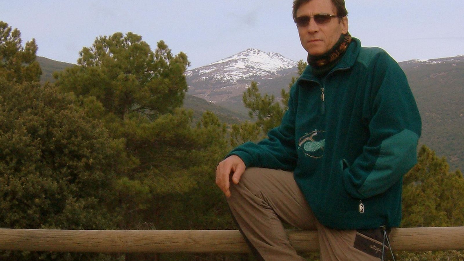 En su añorada Sierra de Fondón.