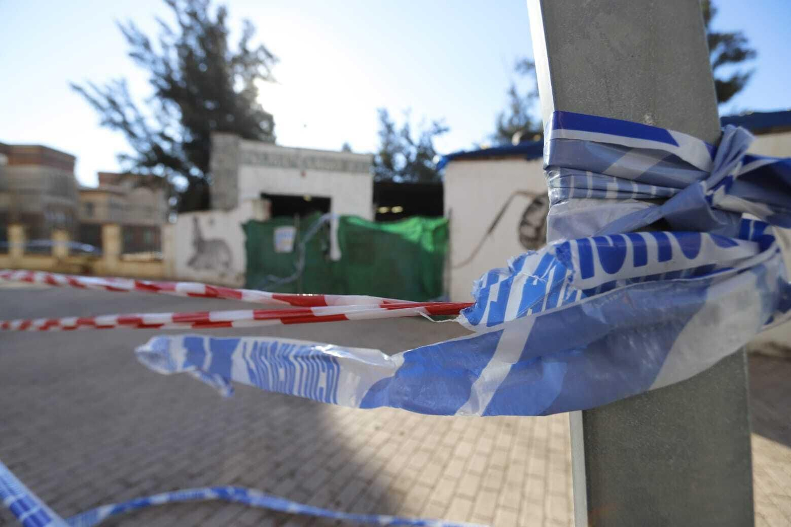 Estado en el que ha quedado la estación de tren después del incendio de esta madrugada.