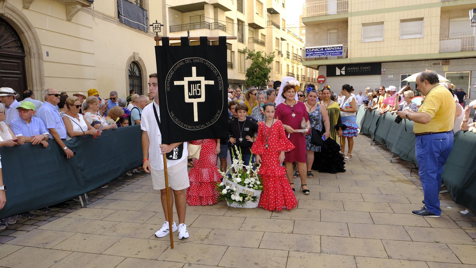 La ofrenda a la Virgen del Mar en imágenes