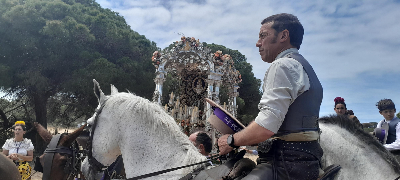 Imágenes de la Hermandad del Rocío de Jerez el viernes camino de la Aldea