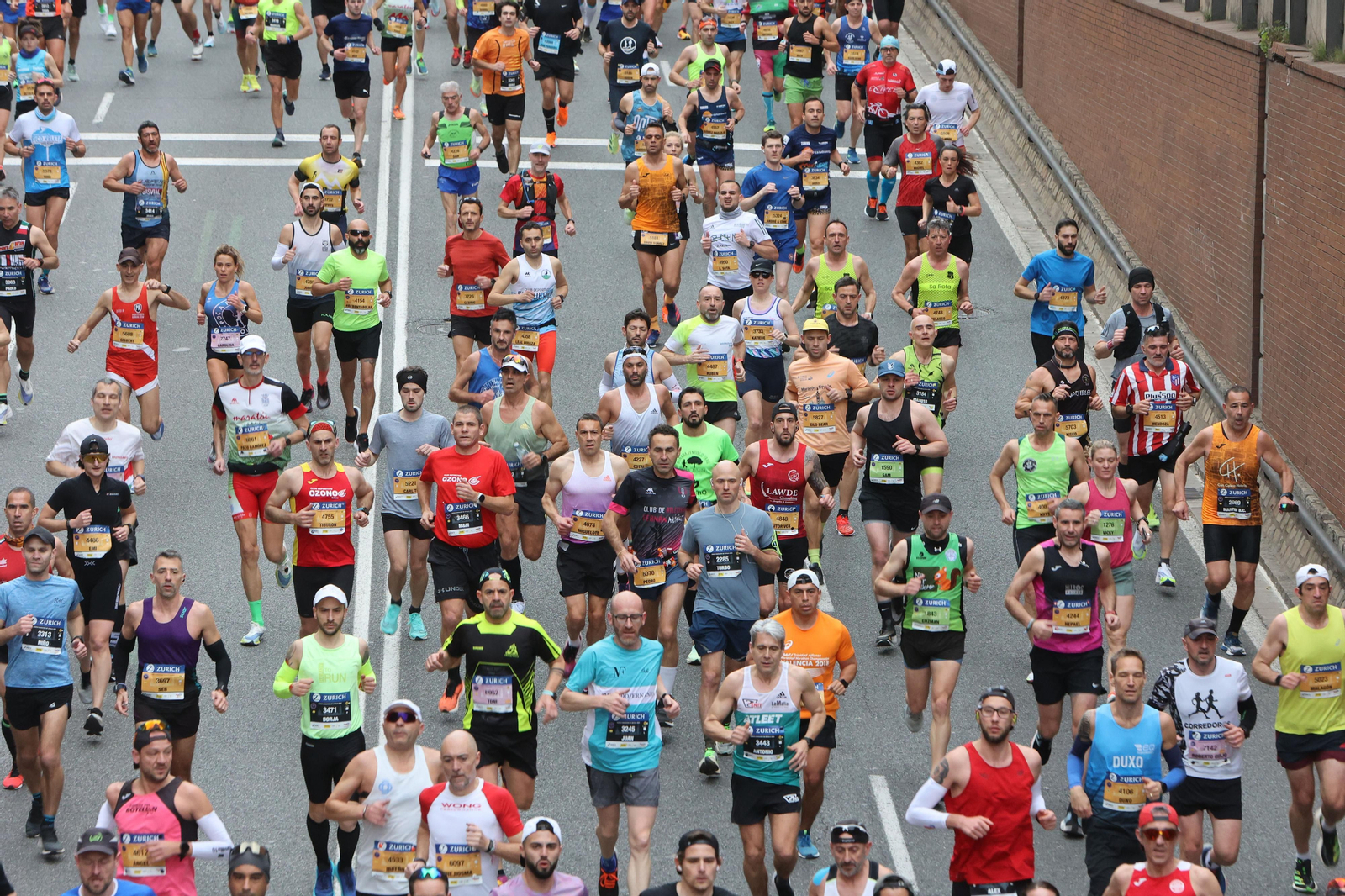 Búscate en la maratón de Sevilla 02