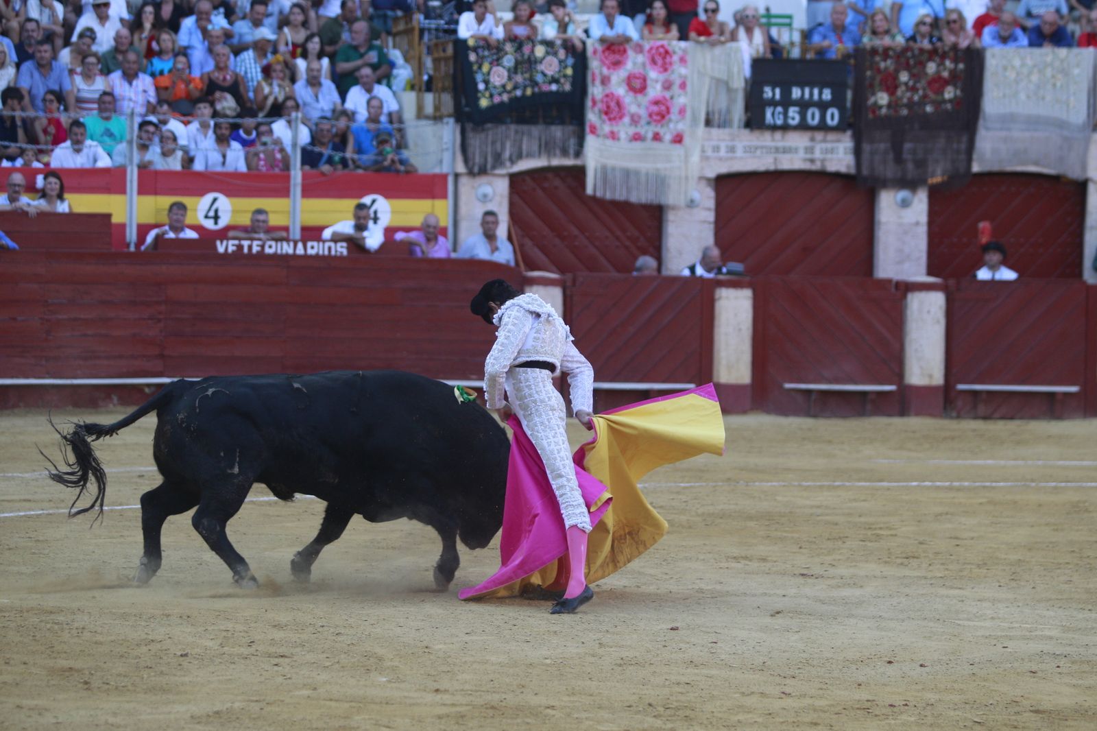 Imágenes del triunfo del torero almeriense Jorge Martínez el día de su alternativa