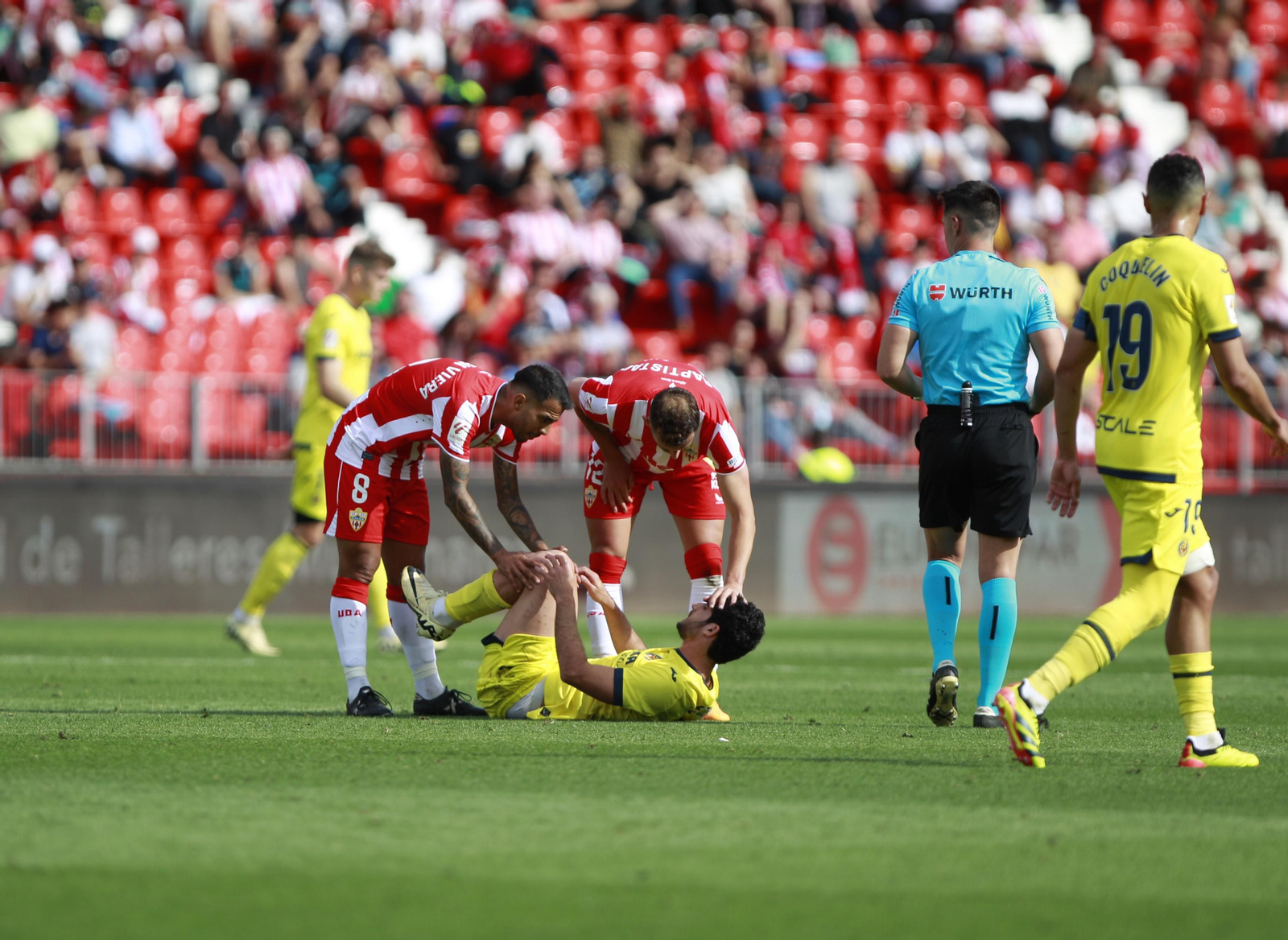 Las mejores imágenes del partido de fútbol U.D. Almería-Villarreal C.F.